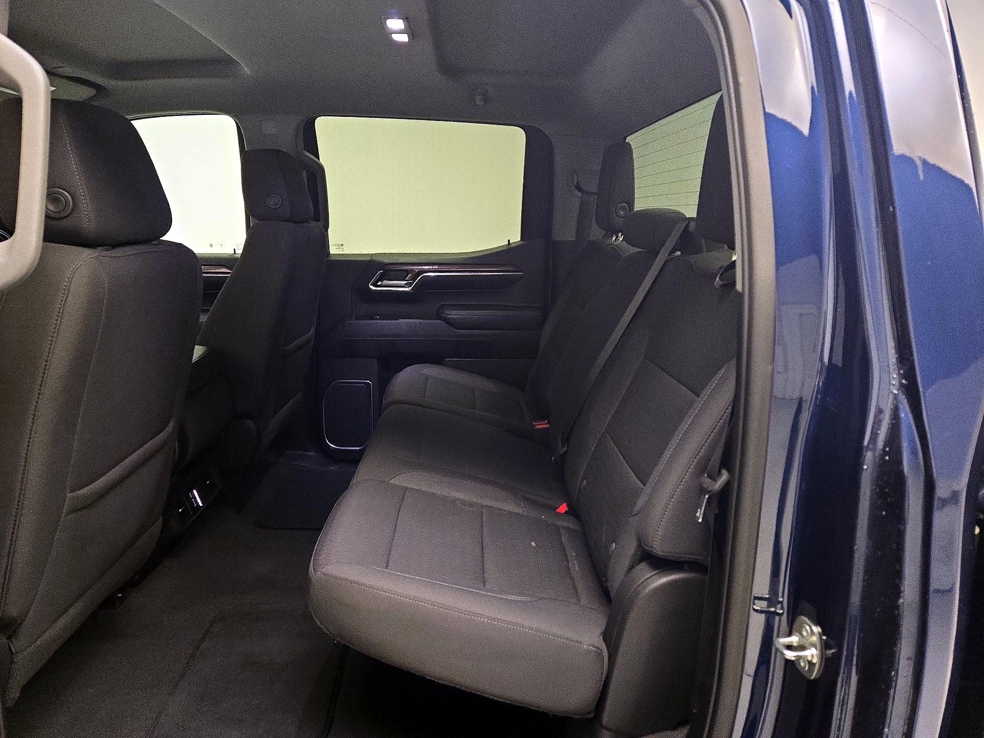 Thumbnail: 2023 Chevrolet Silverado 1500 - 19