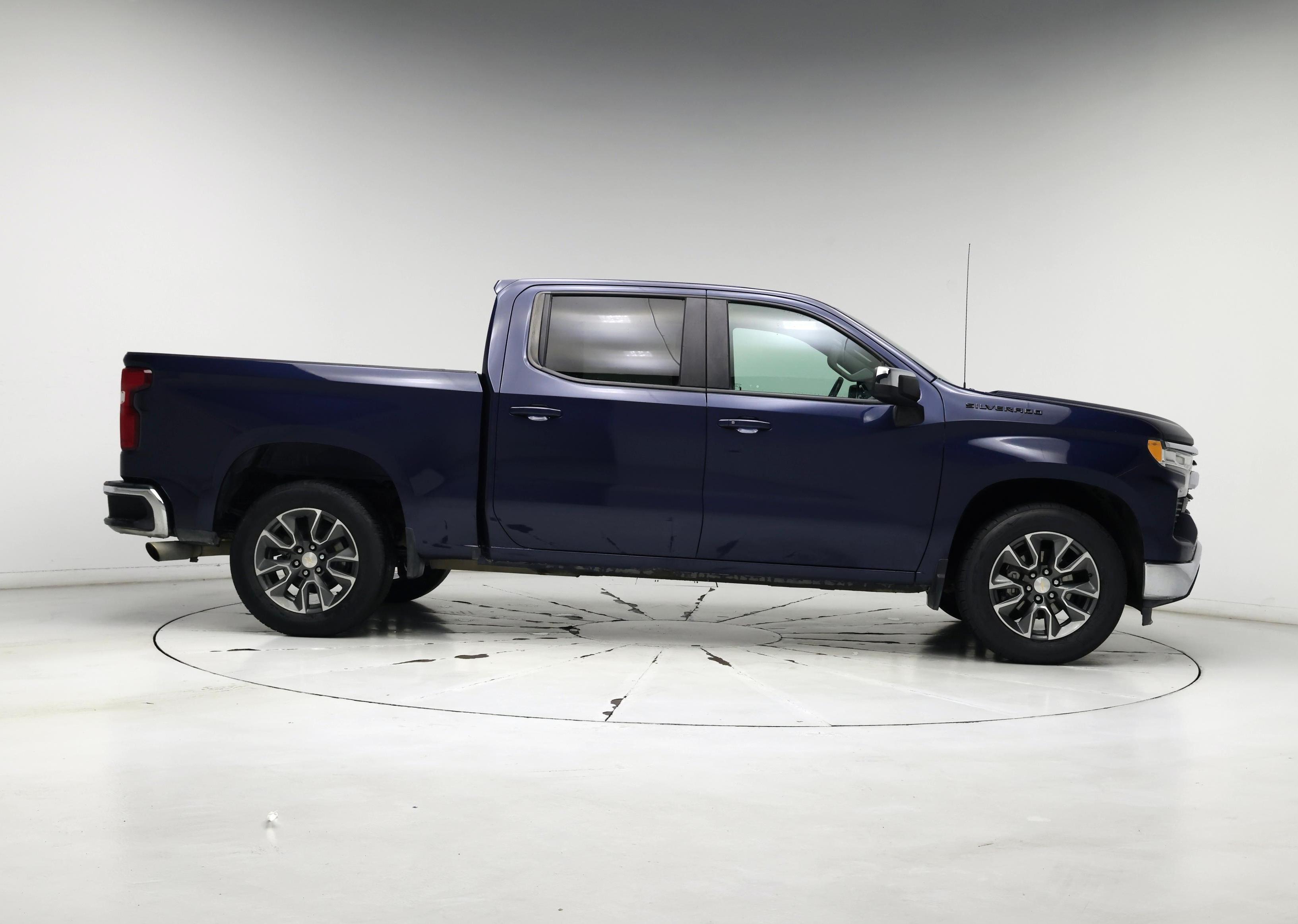 Thumbnail: 2023 Chevrolet Silverado 1500 - 7