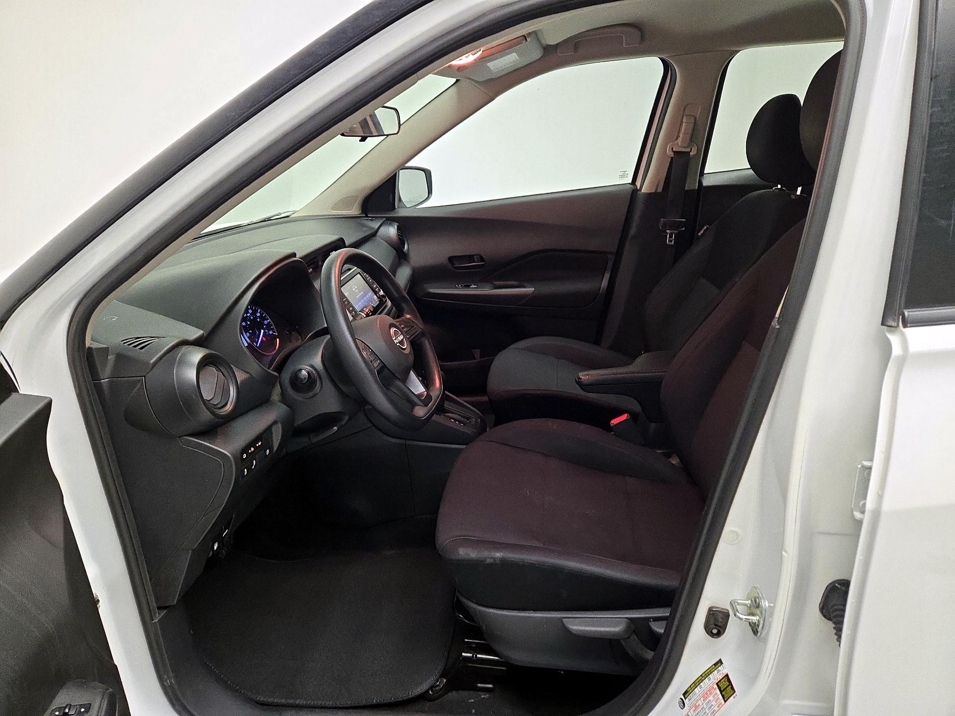 Thumbnail: 2023 Nissan Kicks - 11