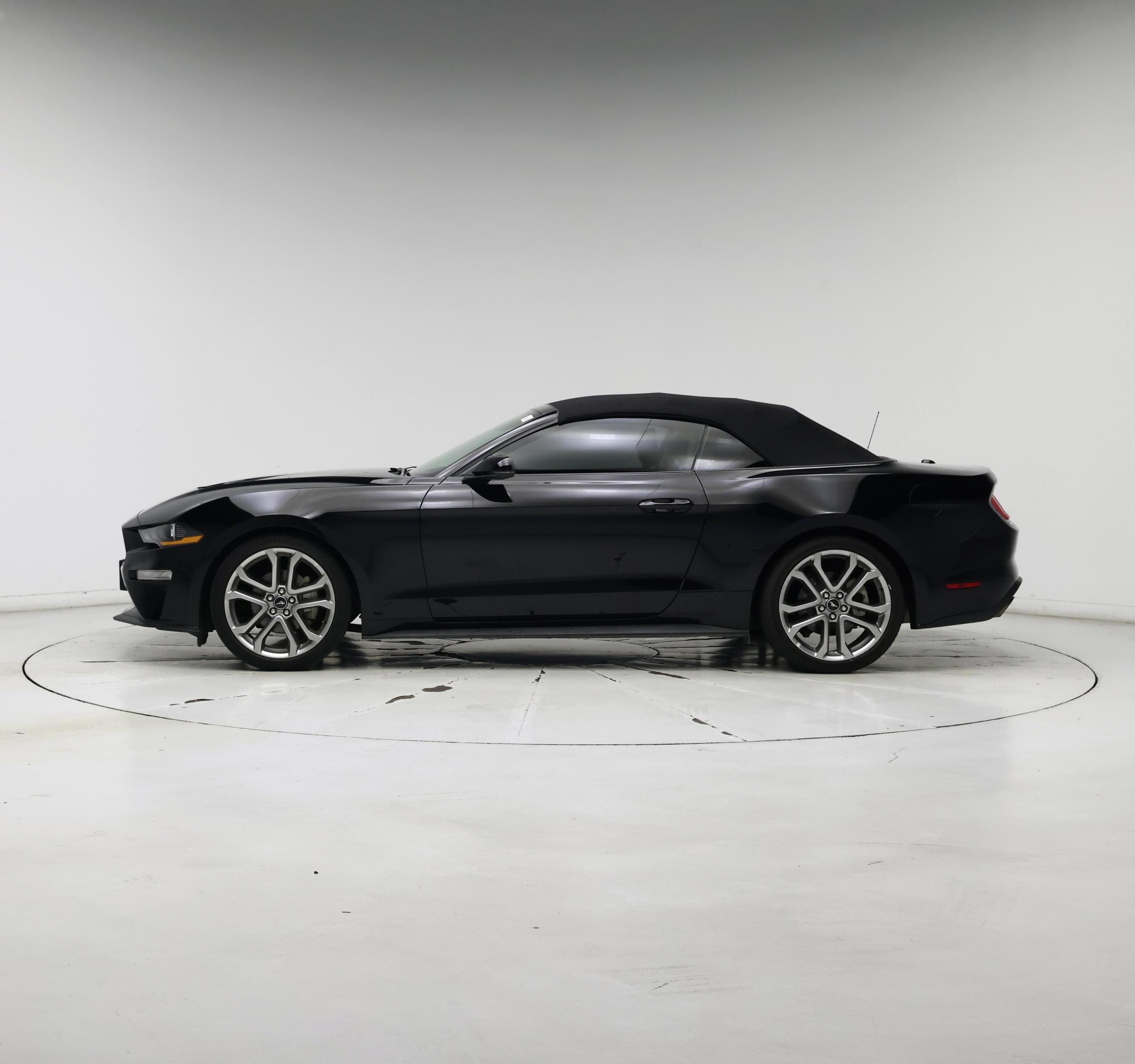 Thumbnail: 2023 Ford Mustang - 3