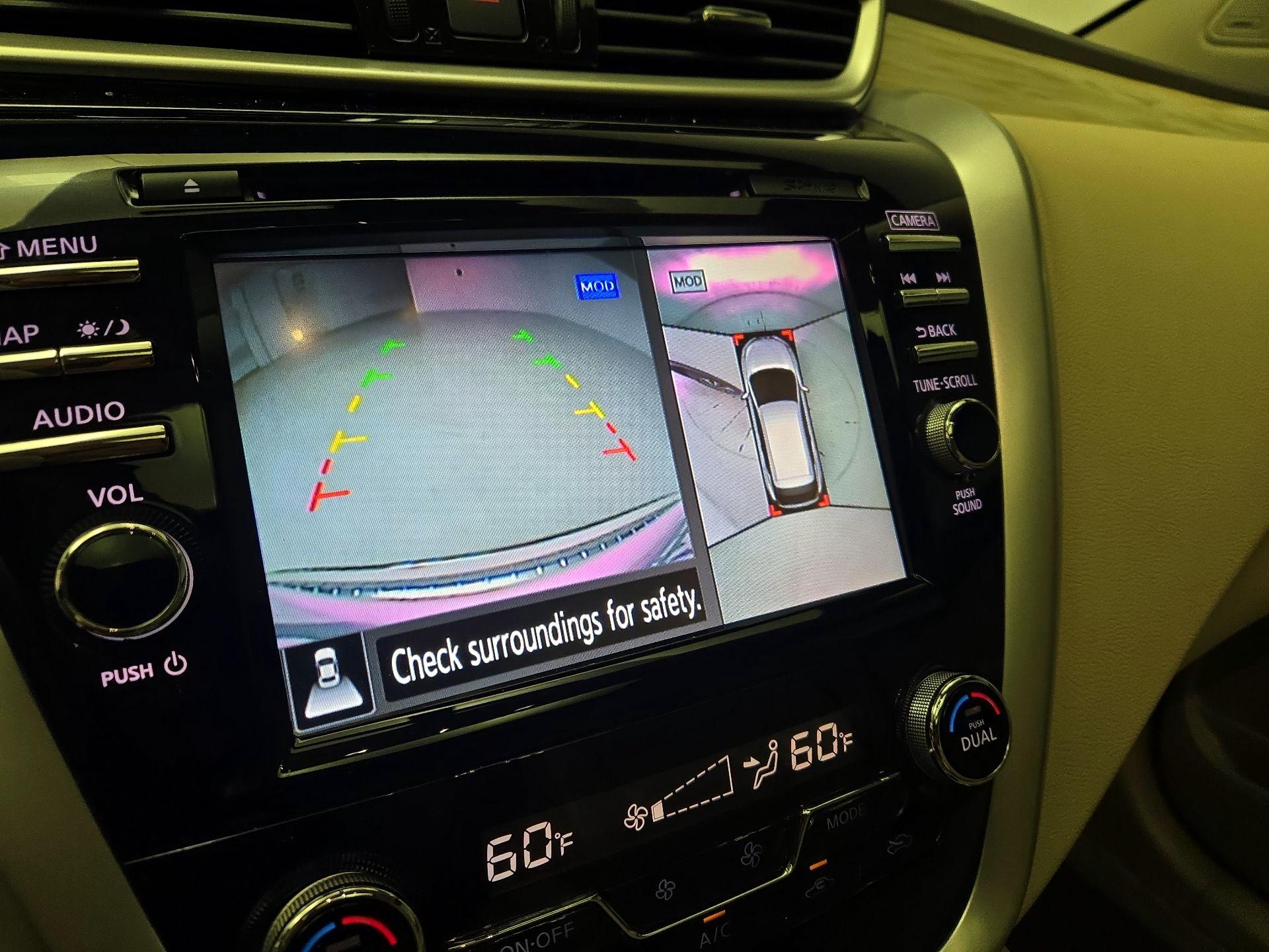 Thumbnail: 2015 Nissan Murano - 15