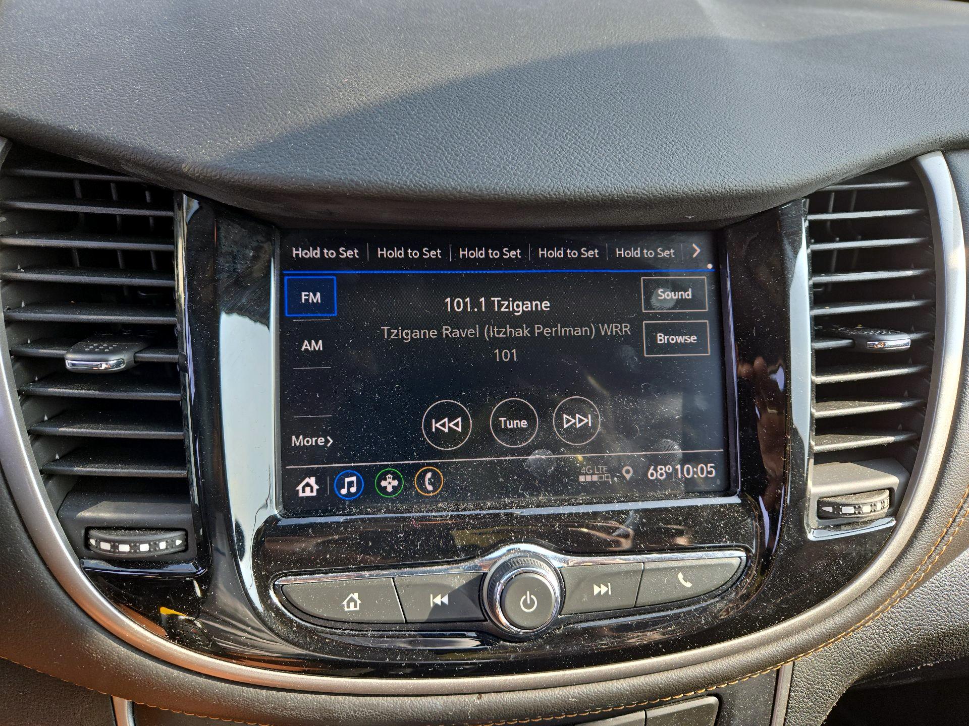 Thumbnail: 2020 Chevrolet Trax - 15