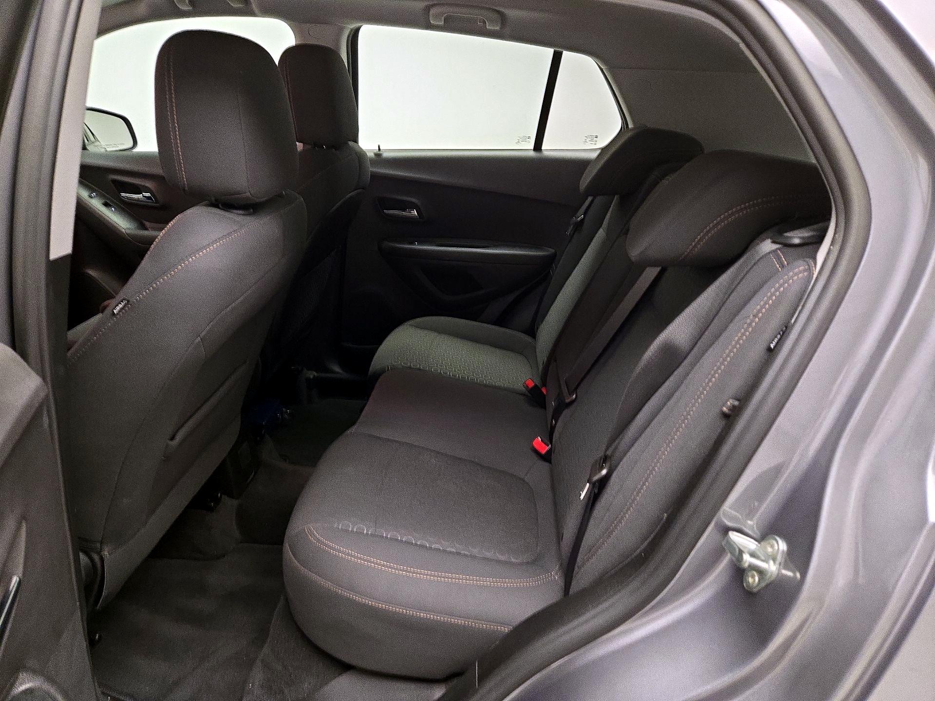 Thumbnail: 2020 Chevrolet Trax - 19