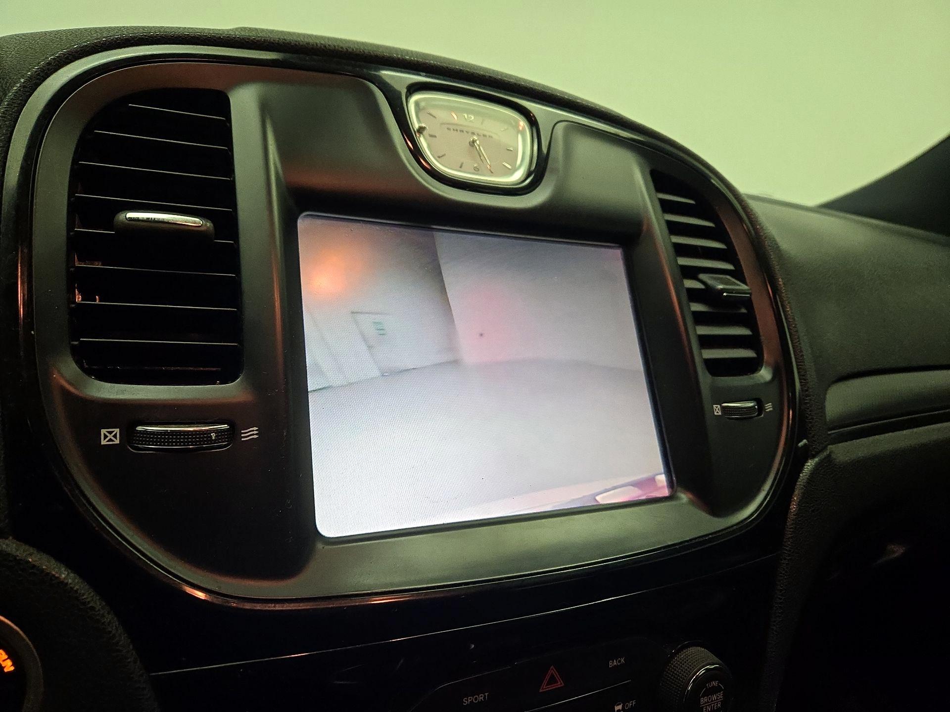 Thumbnail: 2015 Chrysler 300 - 15