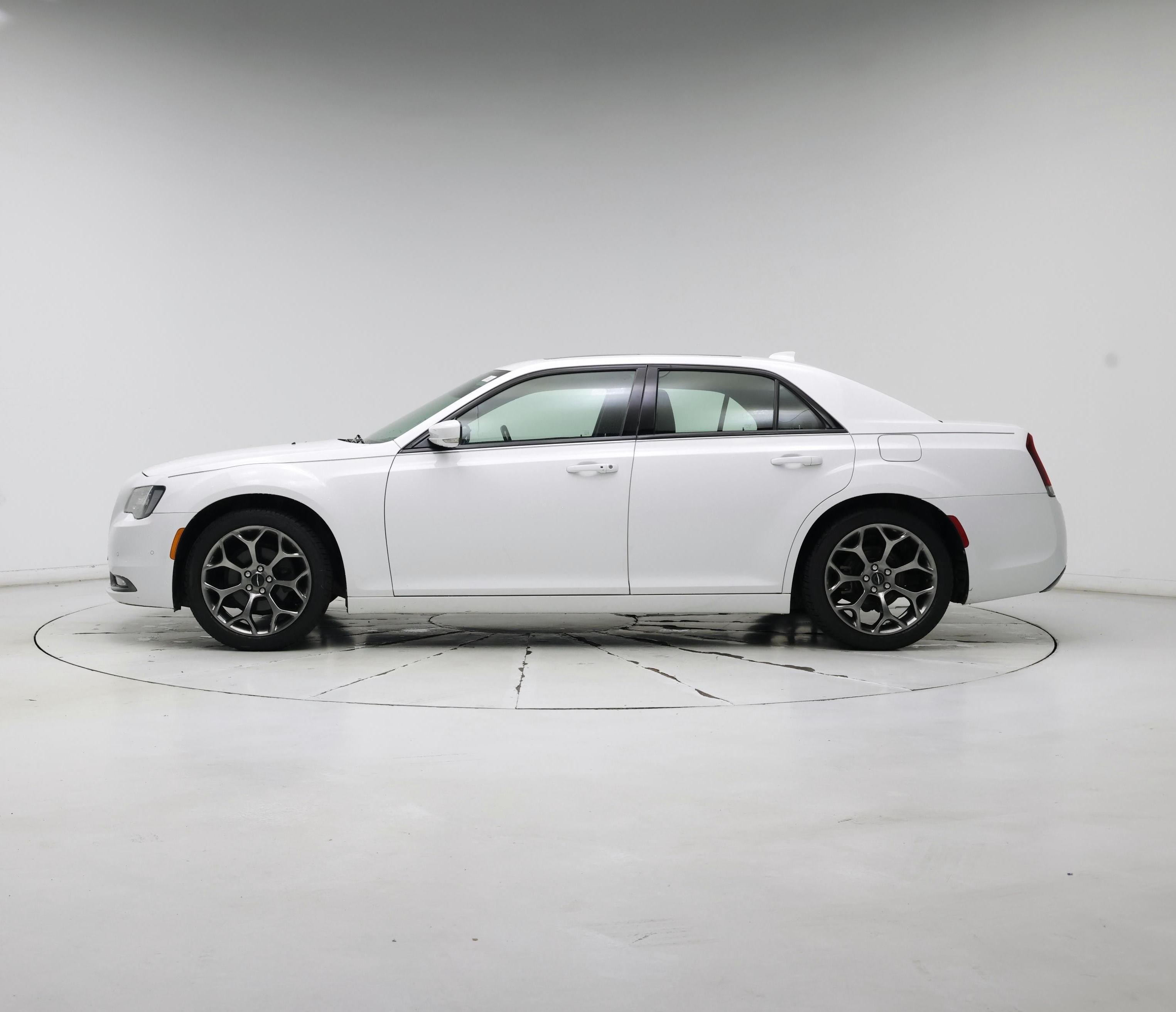 Thumbnail: 2015 Chrysler 300 - 3