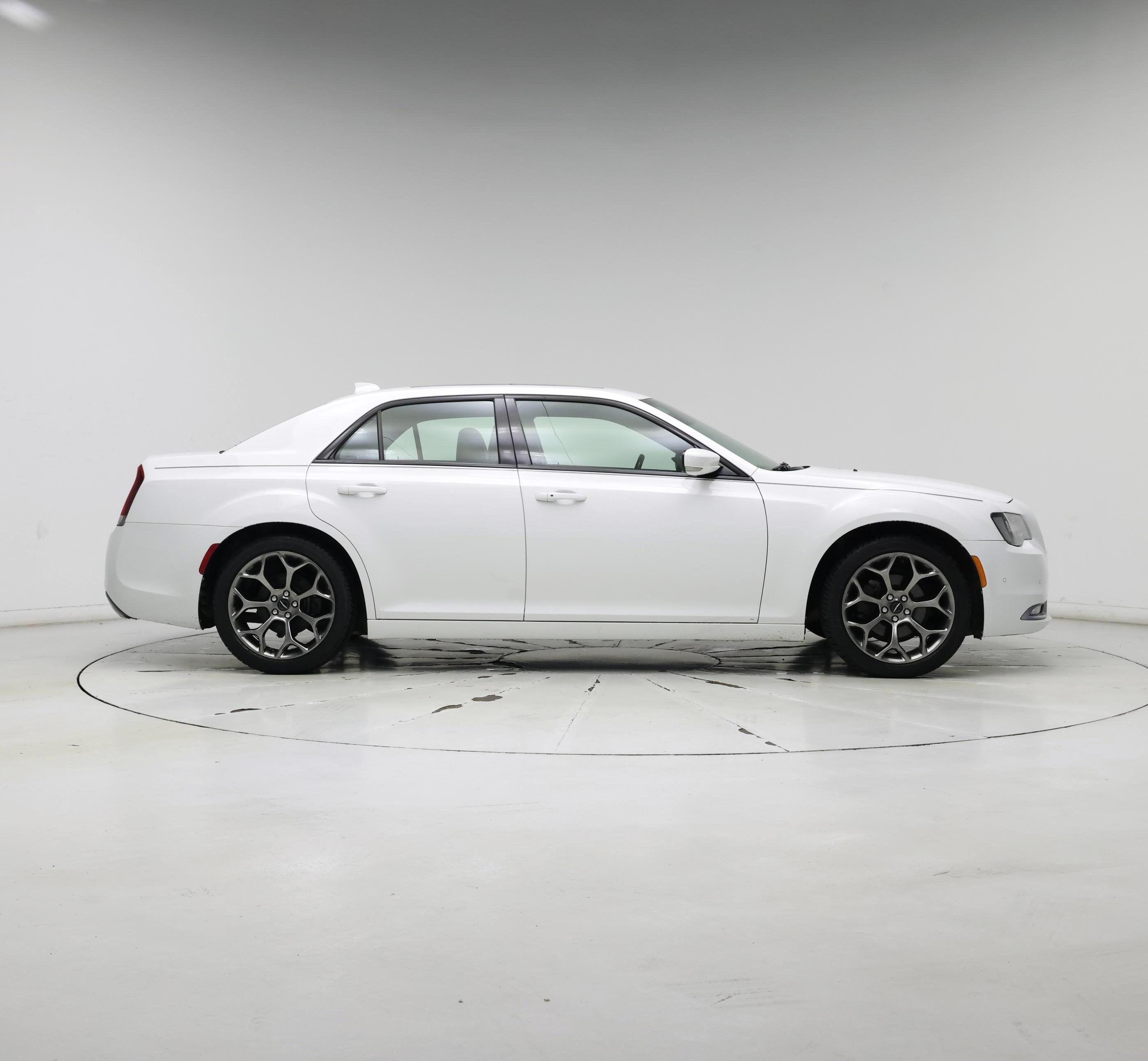 Thumbnail: 2015 Chrysler 300 - 7