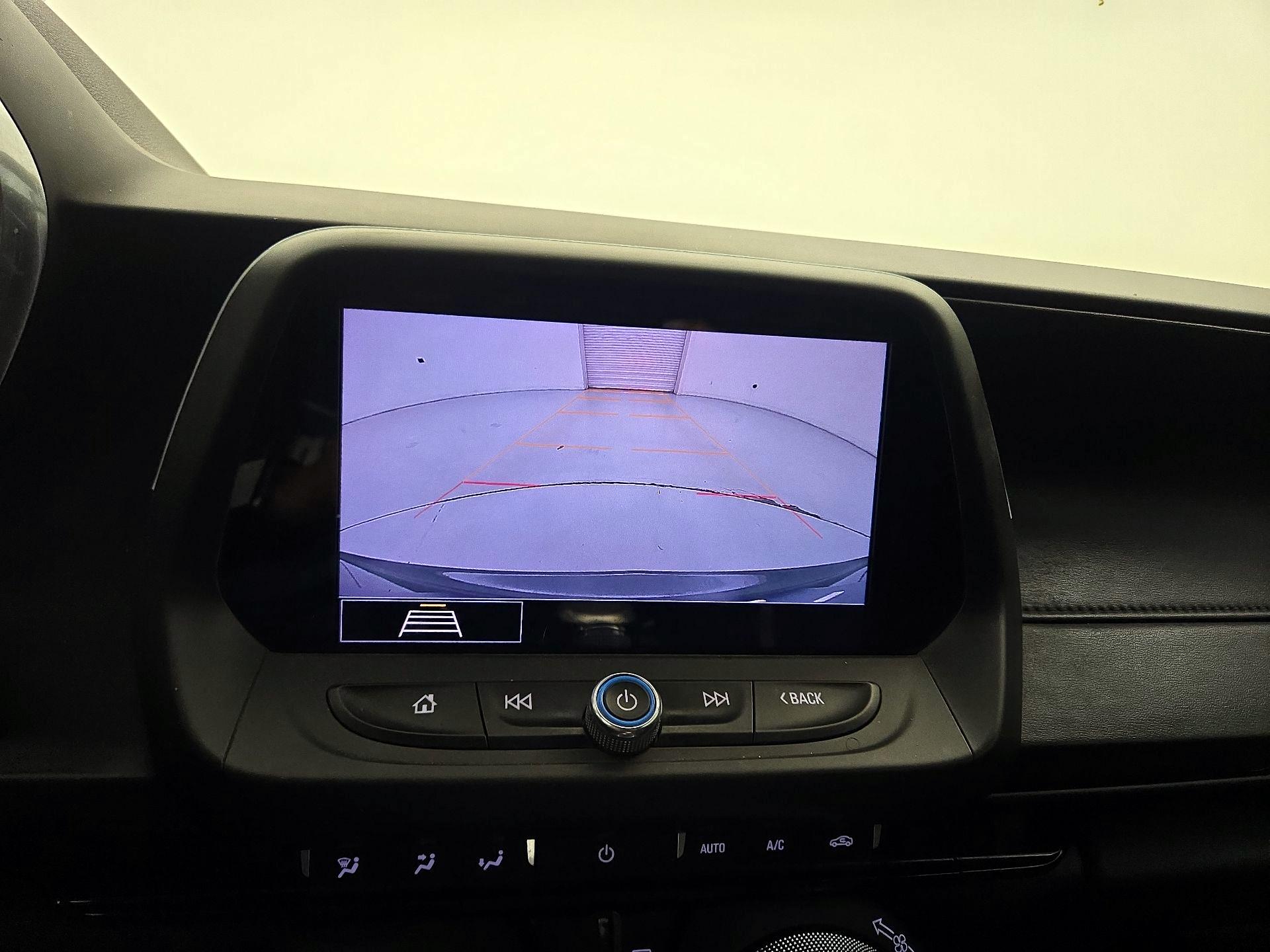 Thumbnail: 2020 Chevrolet Camaro - 13