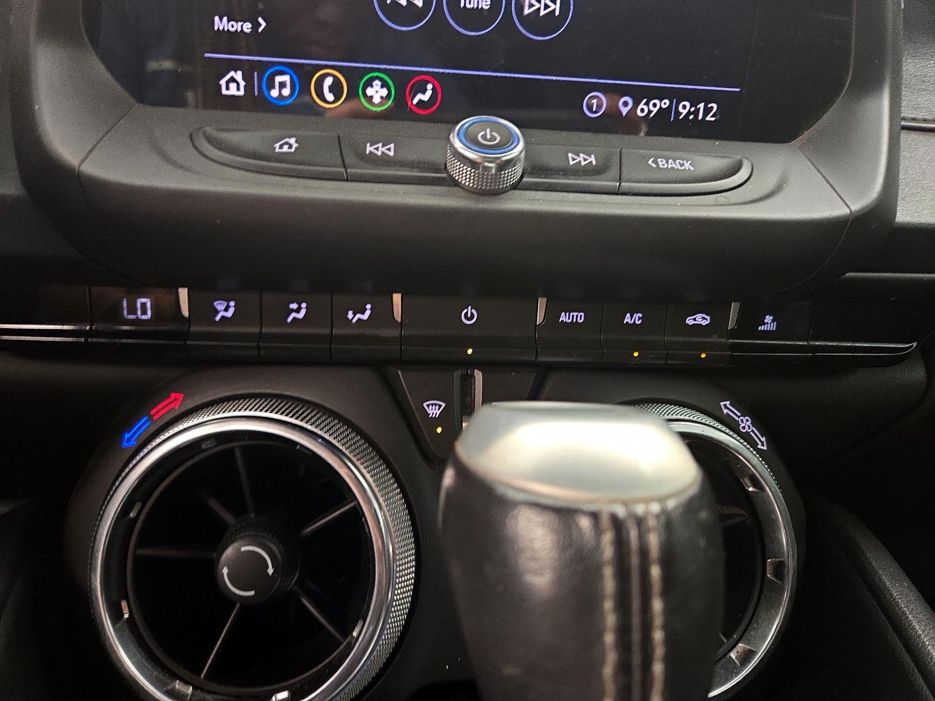 Thumbnail: 2020 Chevrolet Camaro - 15