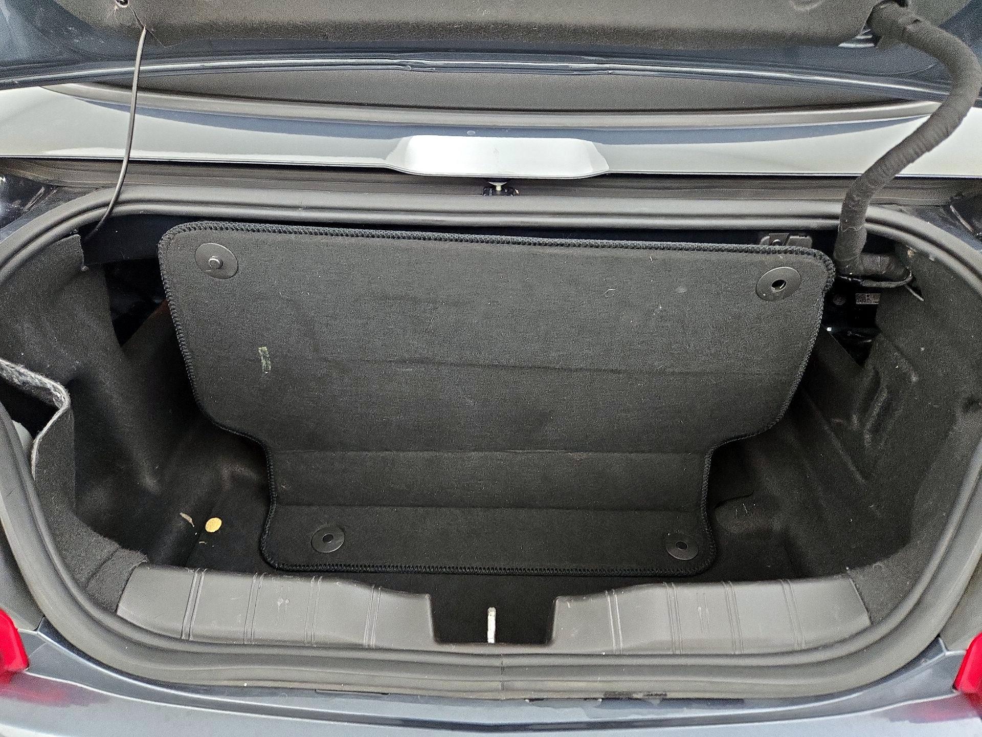 Thumbnail: 2020 Chevrolet Camaro - 18