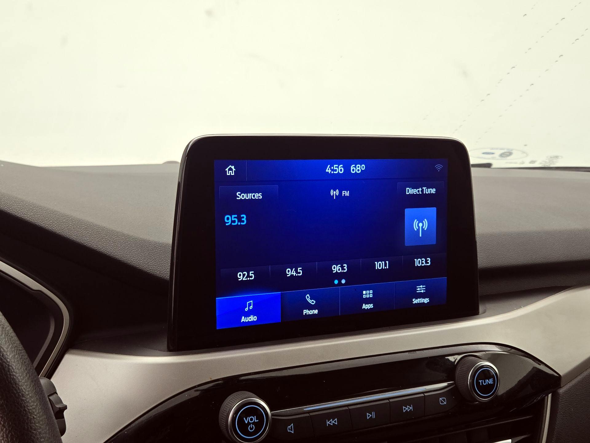 Thumbnail: 2022 Ford Escape - 15