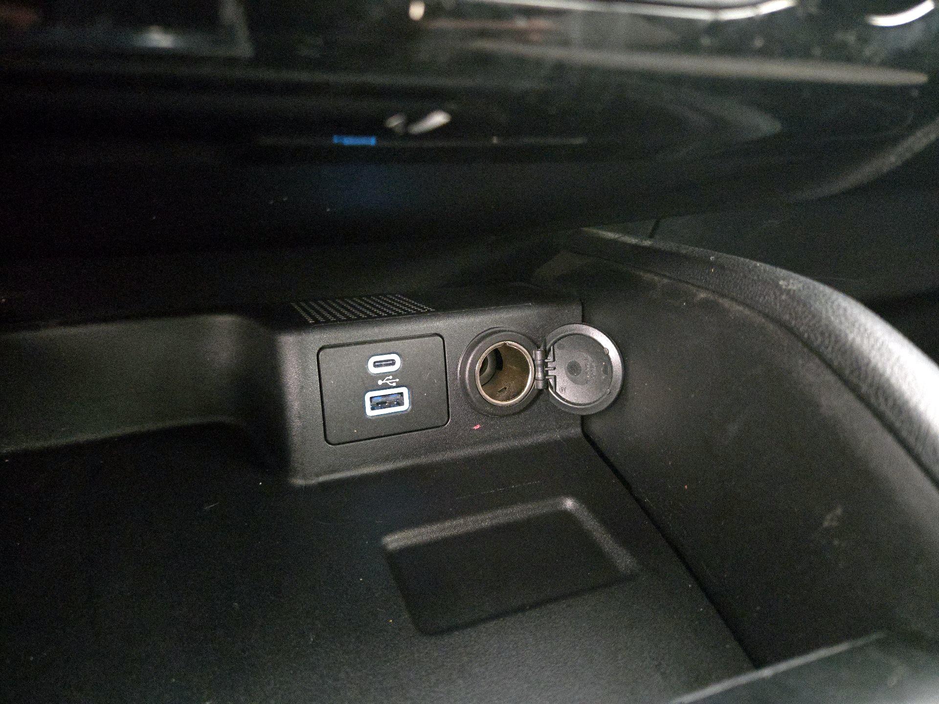 Thumbnail: 2022 Ford Escape - 18