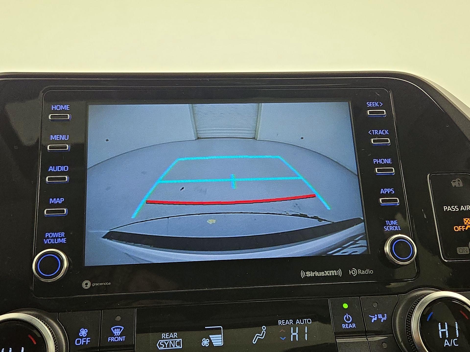 Thumbnail: 2022 Toyota Highlander - 14