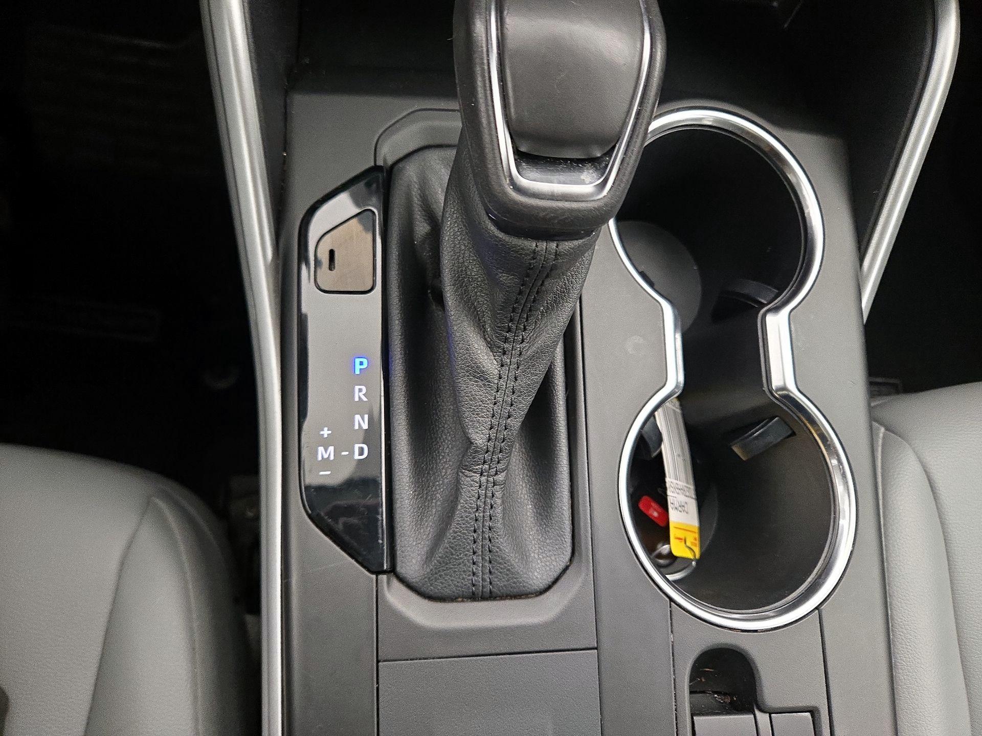 Thumbnail: 2022 Toyota Highlander - 17