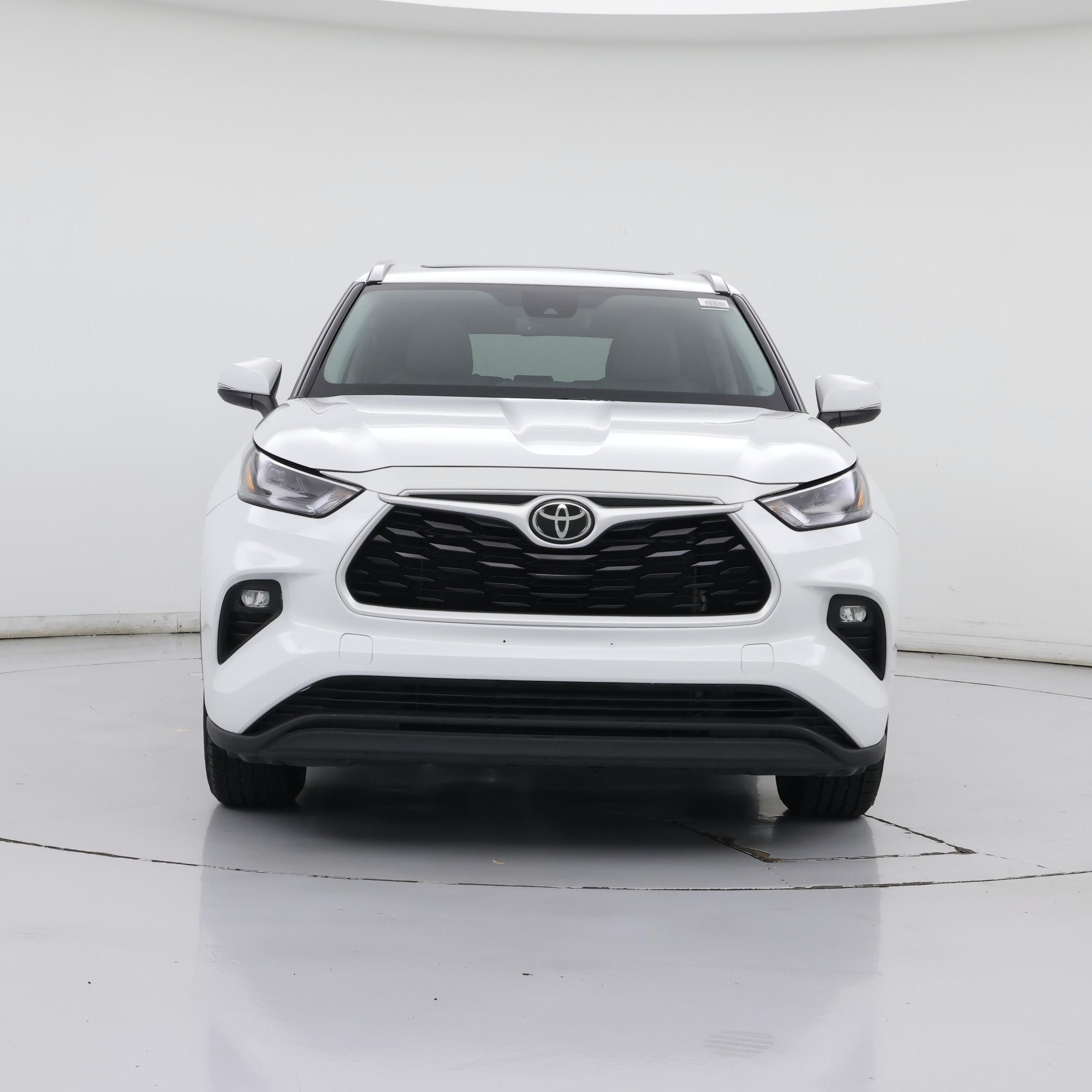 Thumbnail: 2022 Toyota Highlander - 5
