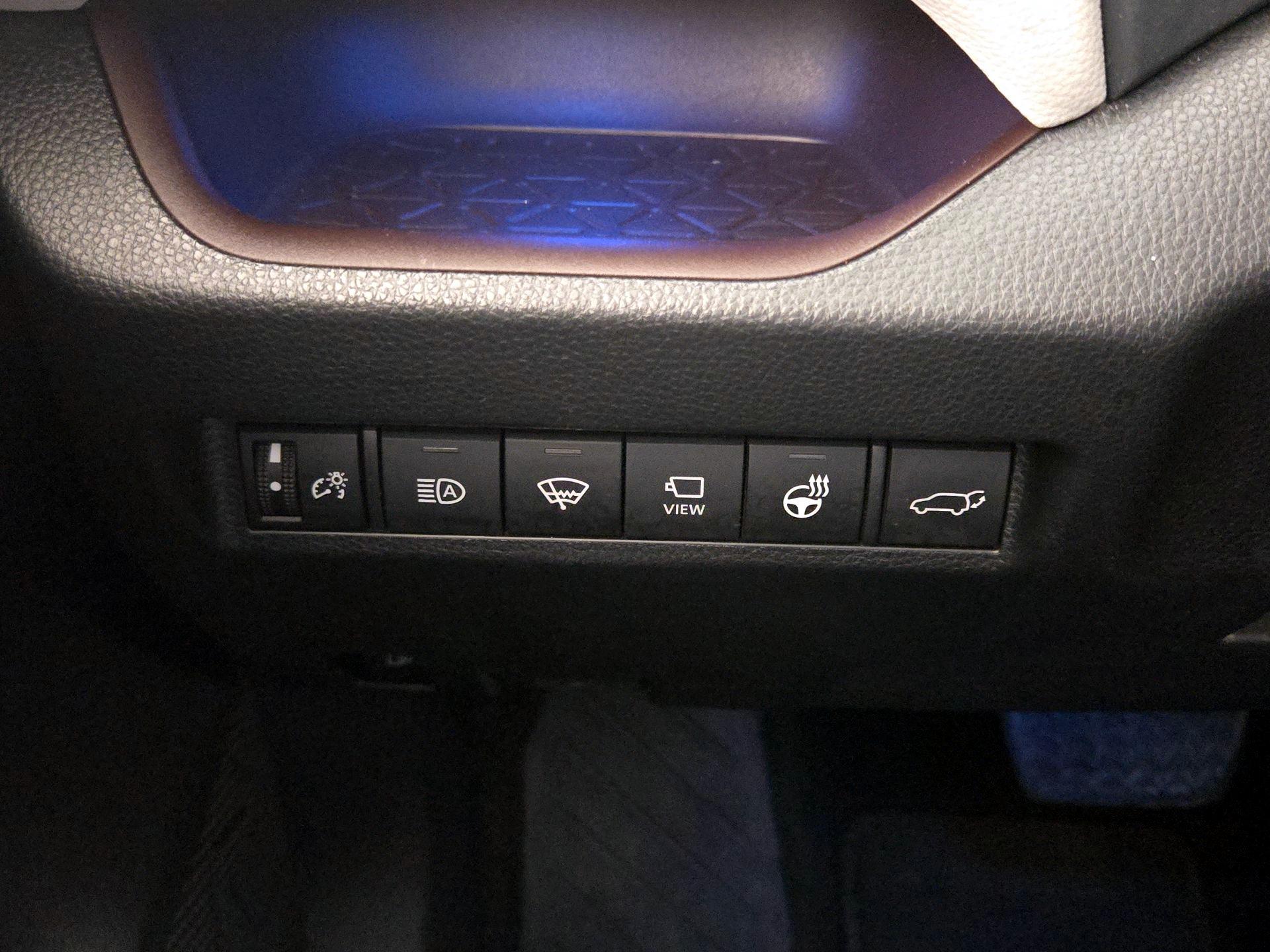 Thumbnail: 2020 Toyota RAV4 - 13