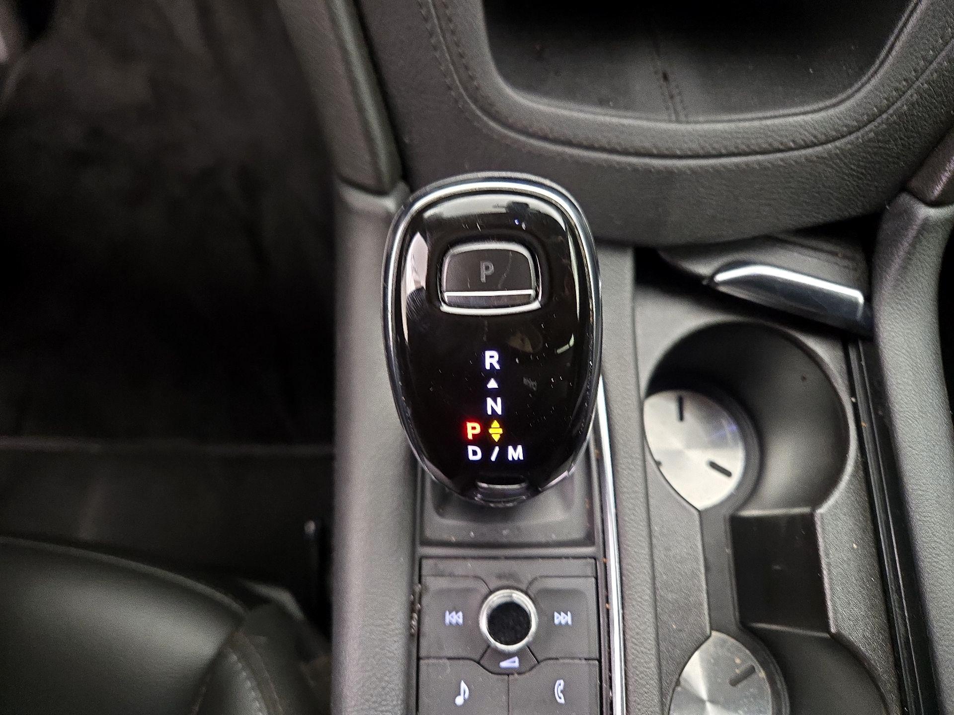 Thumbnail: 2020 Cadillac XT5 - 17