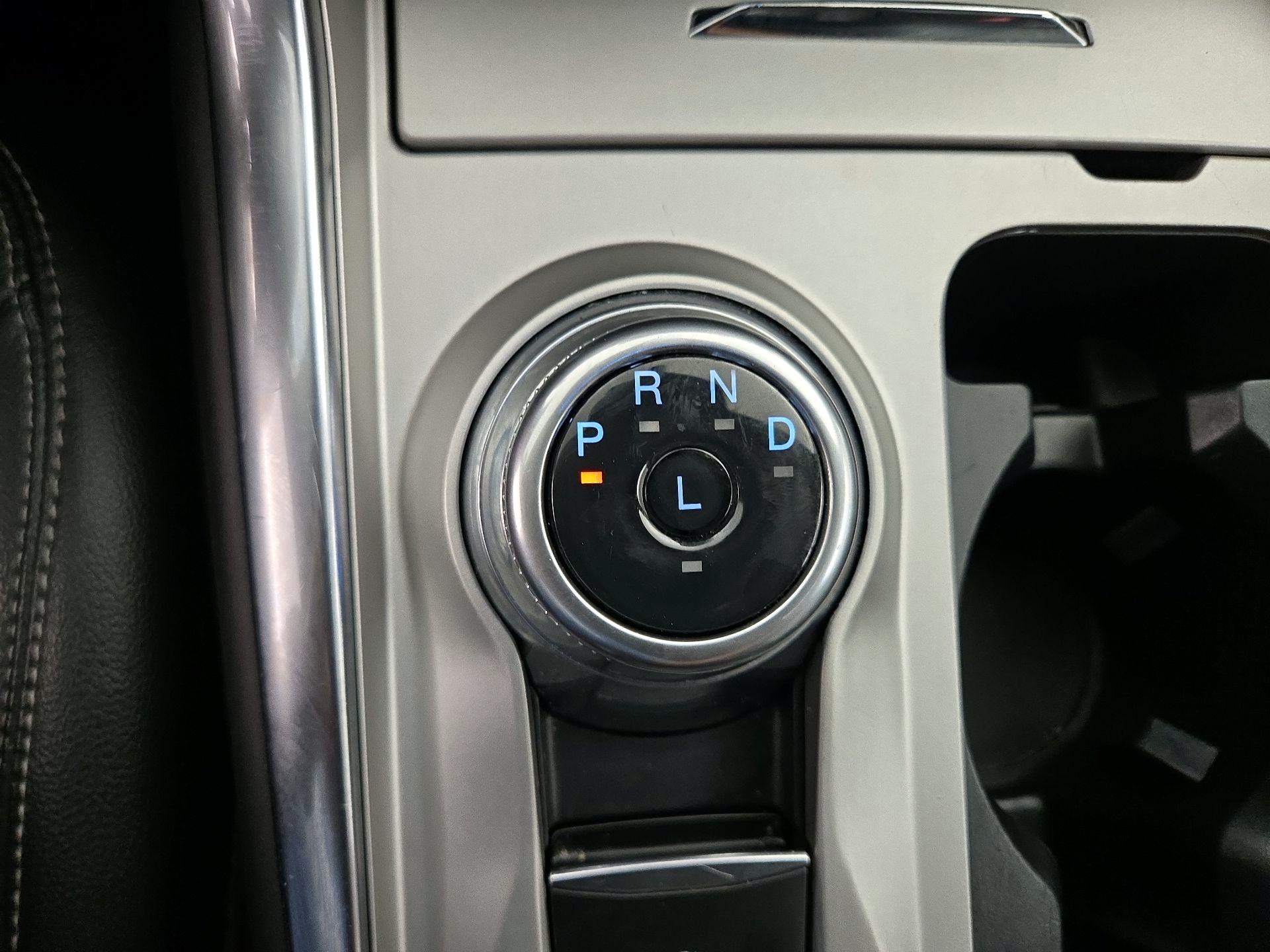 Thumbnail: 2023 Ford Explorer - 18