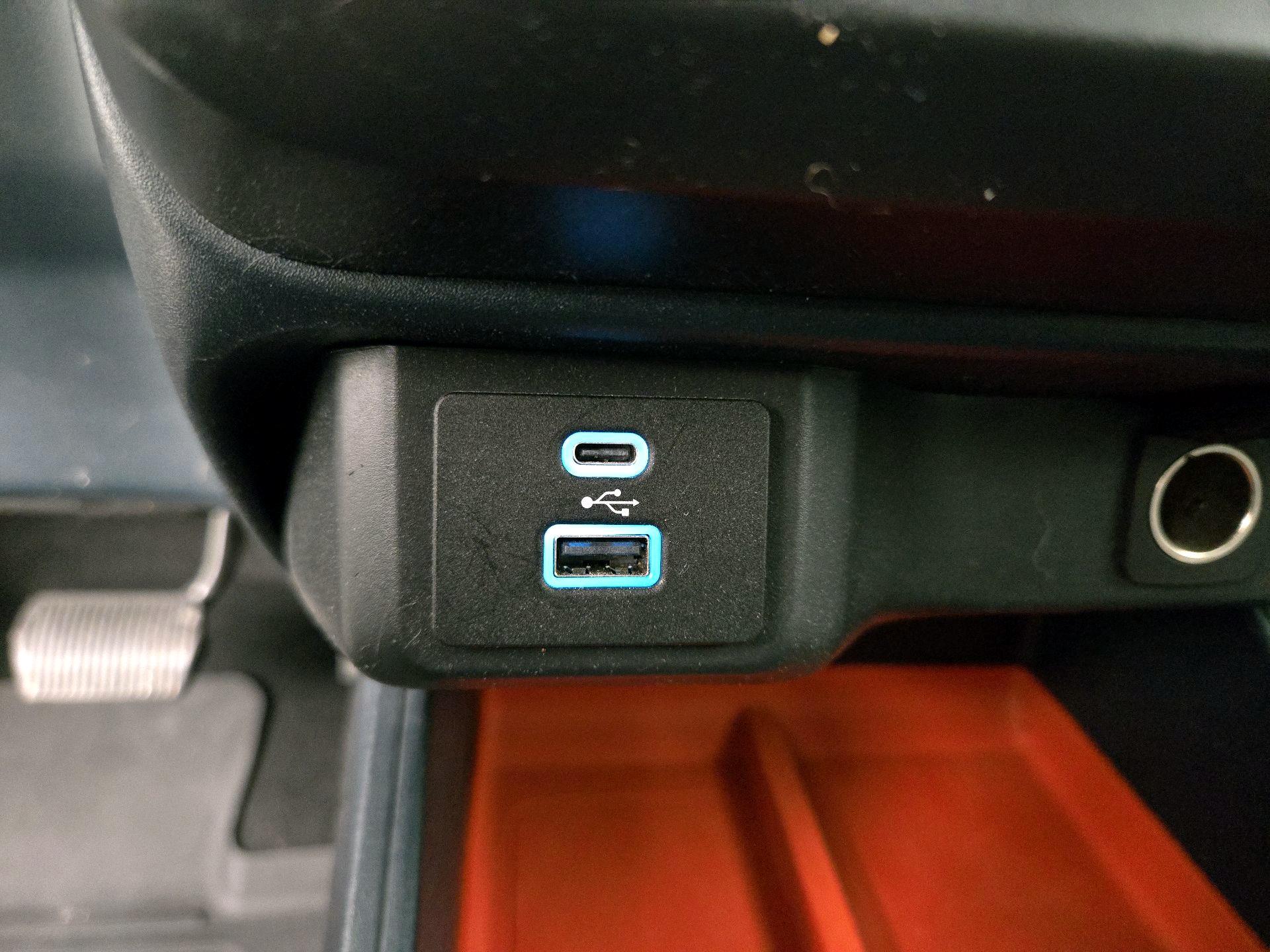 Thumbnail: 2022 Ford Maverick - 18