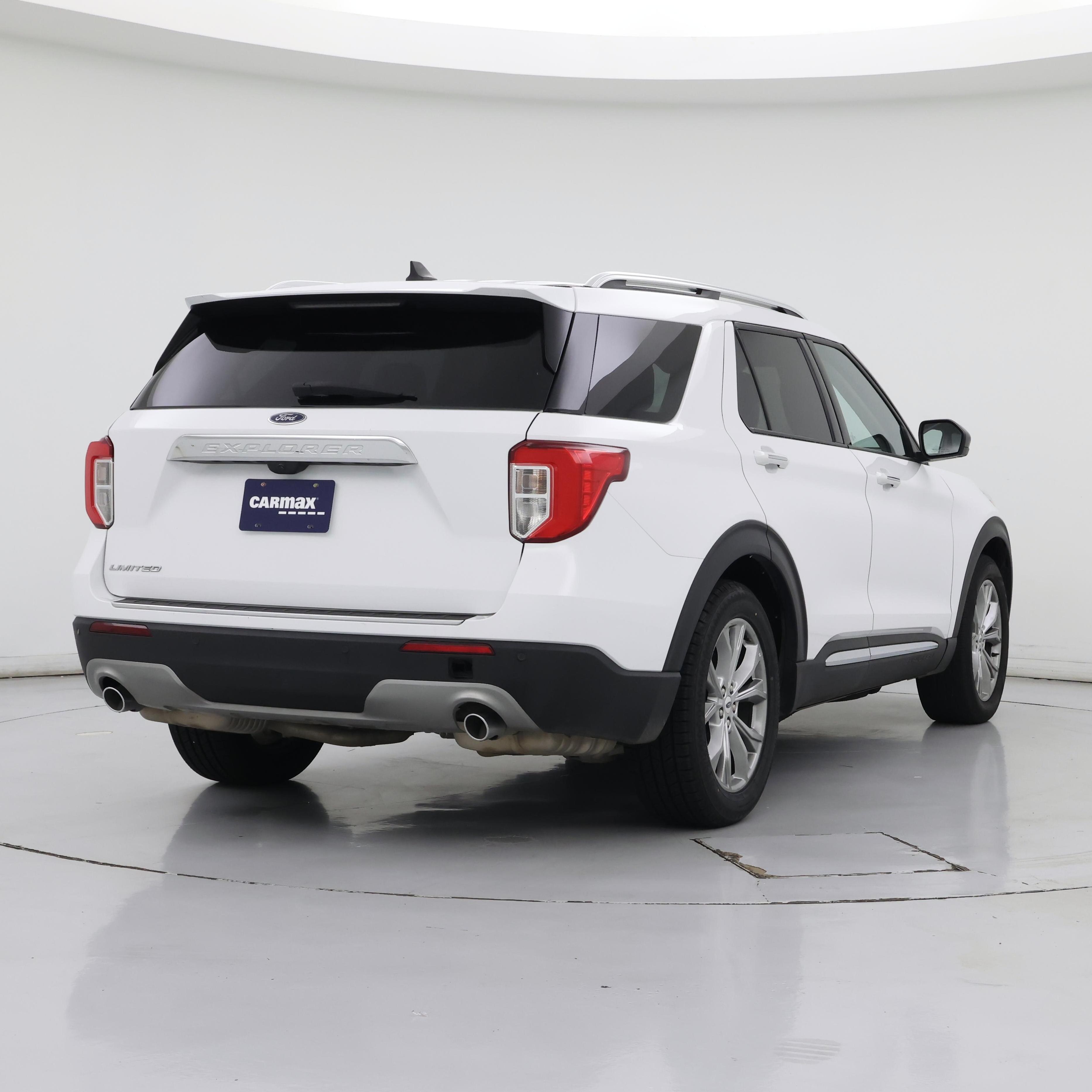 Thumbnail: 2023 Ford Explorer - 8