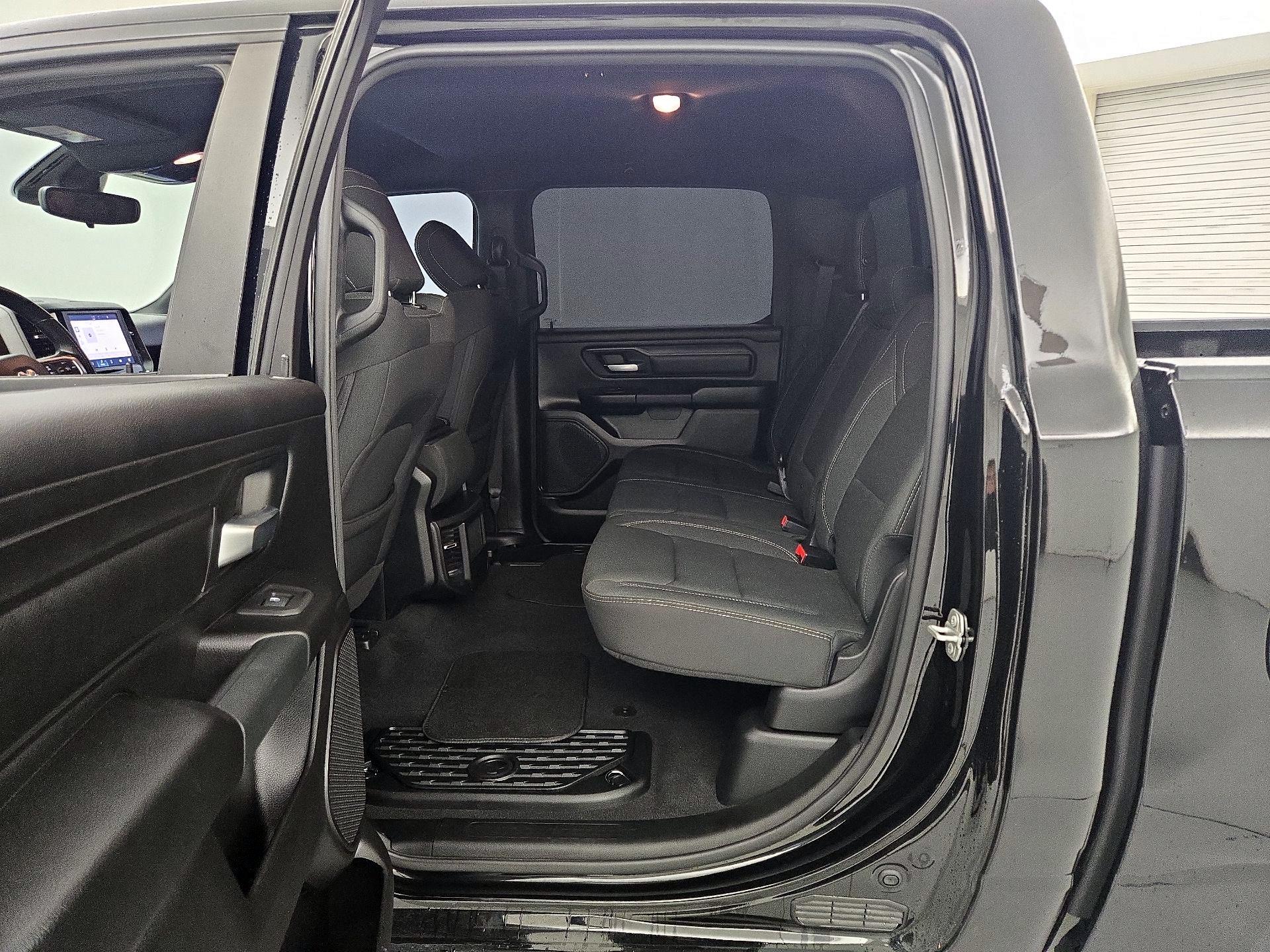 Thumbnail: 2025 RAM 1500 - 19