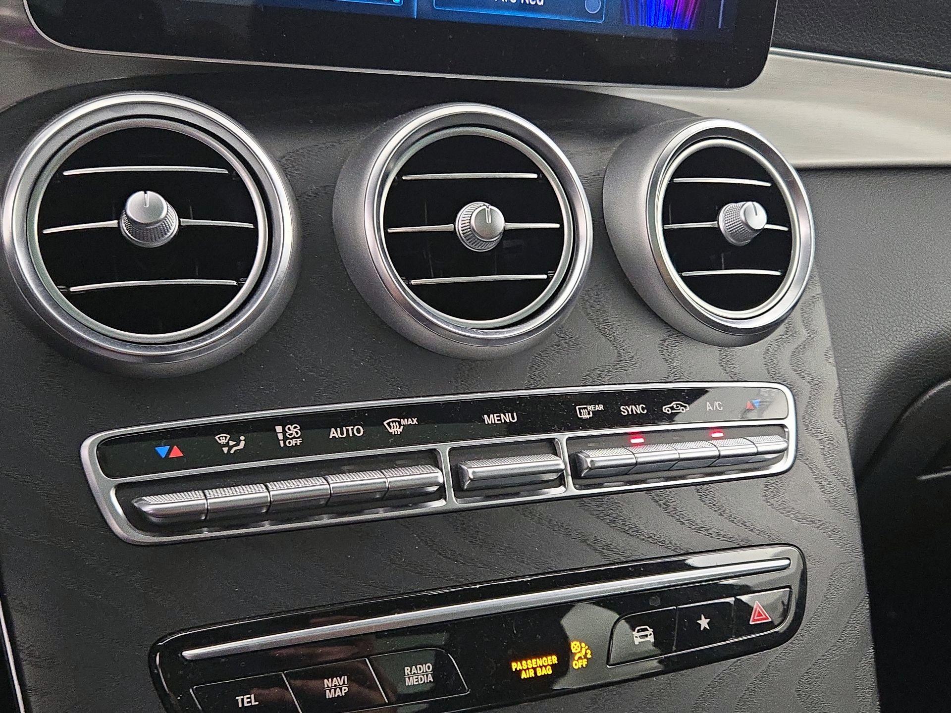 Thumbnail: 2021 Mercedes-Benz GLC - 16