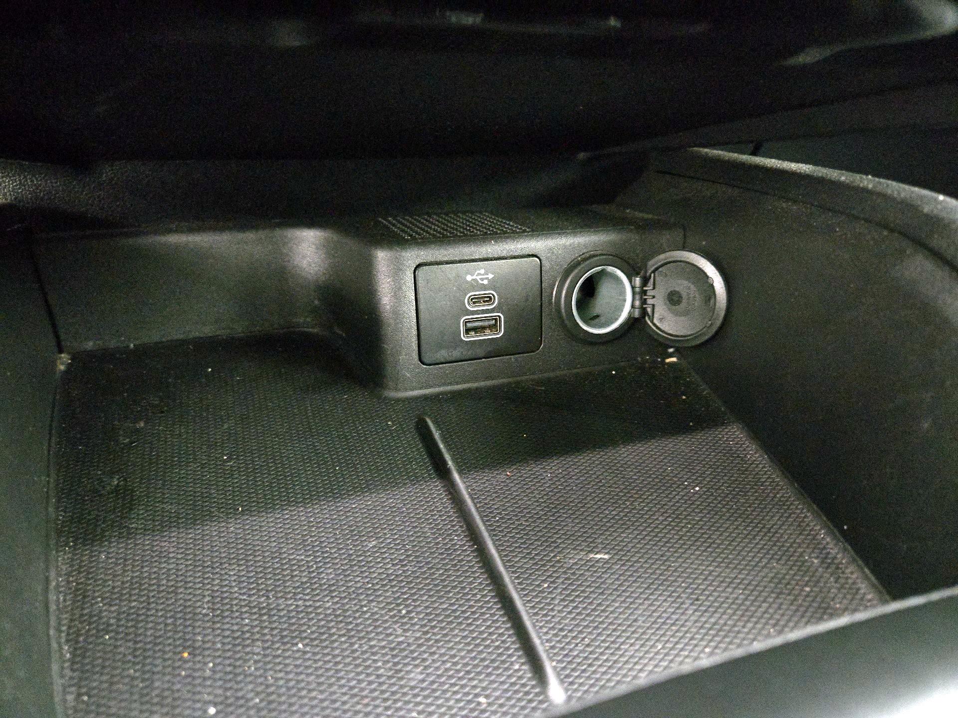 Thumbnail: 2024 Ford Escape - 19