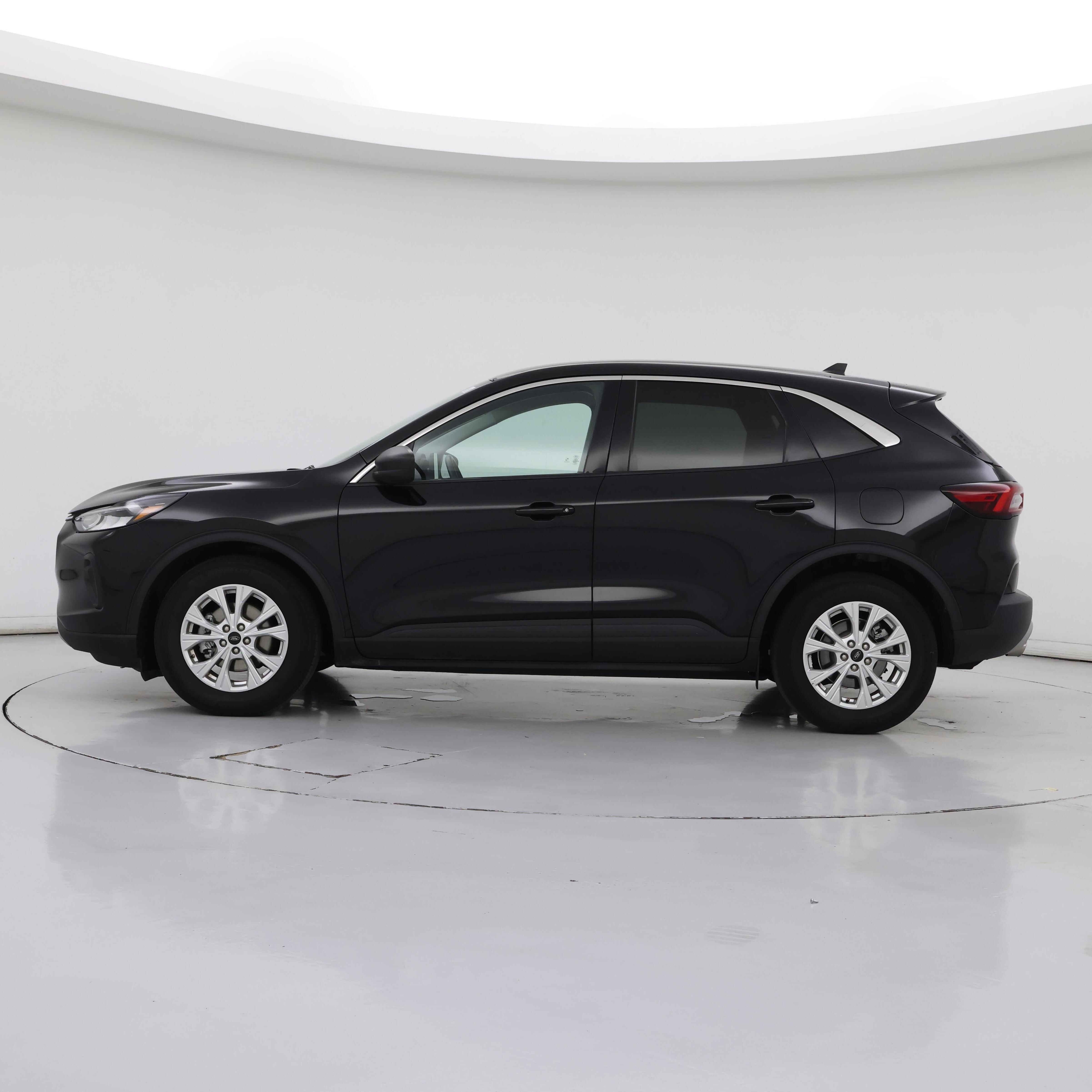 Thumbnail: 2024 Ford Escape - 3