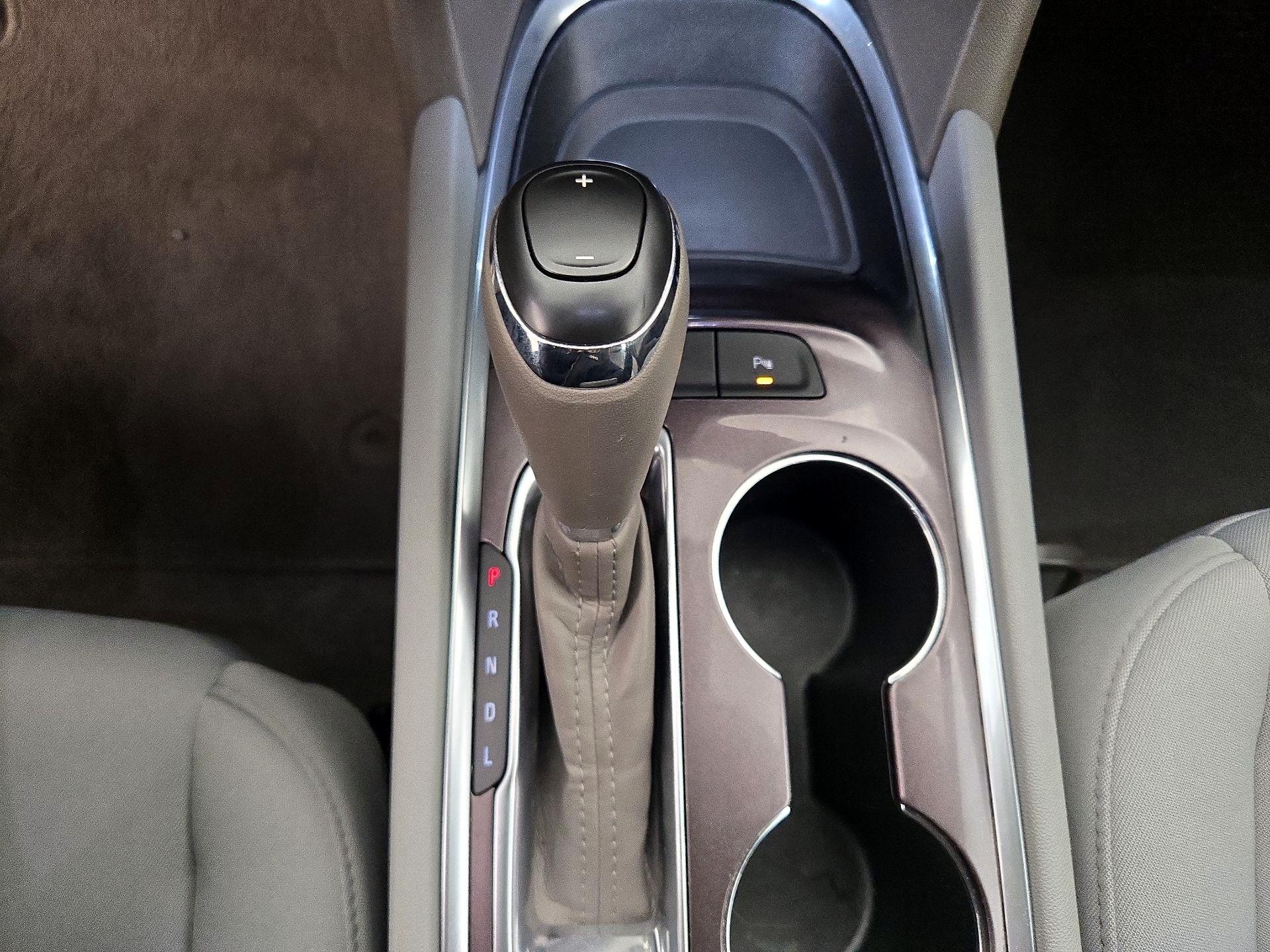 Thumbnail: 2020 Chevrolet Malibu - 17