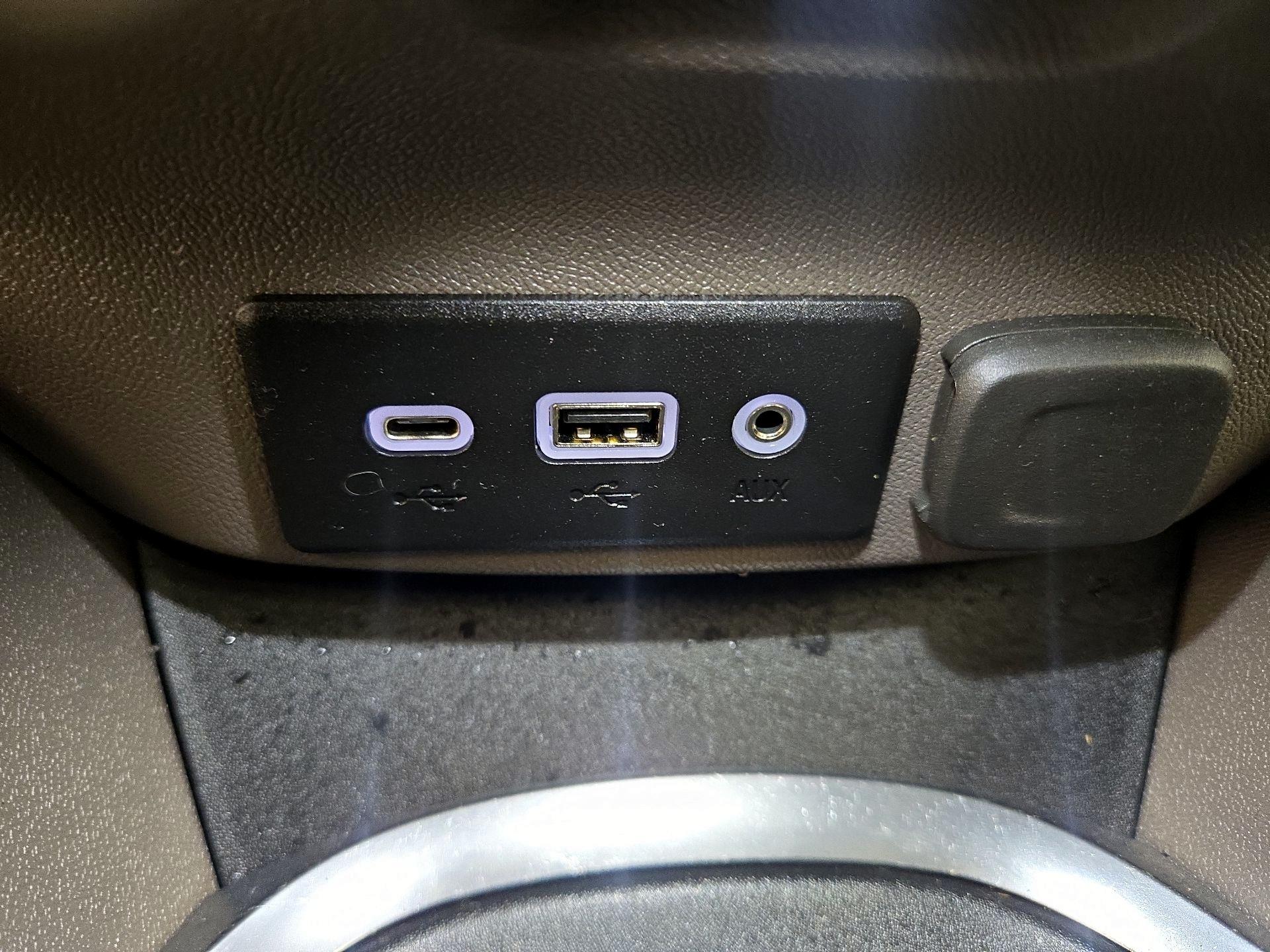 Thumbnail: 2020 Chevrolet Malibu - 18