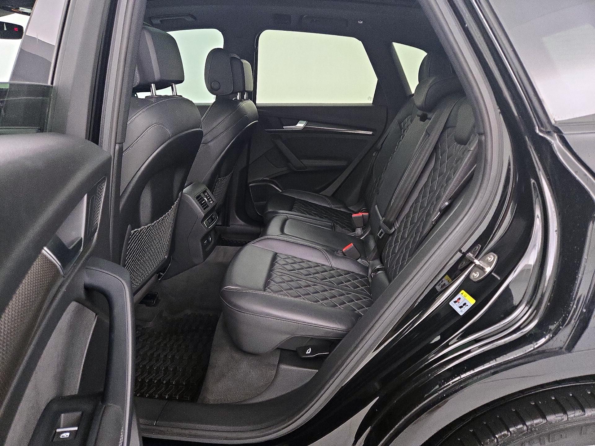 Thumbnail: 2021 Audi SQ5 - 20