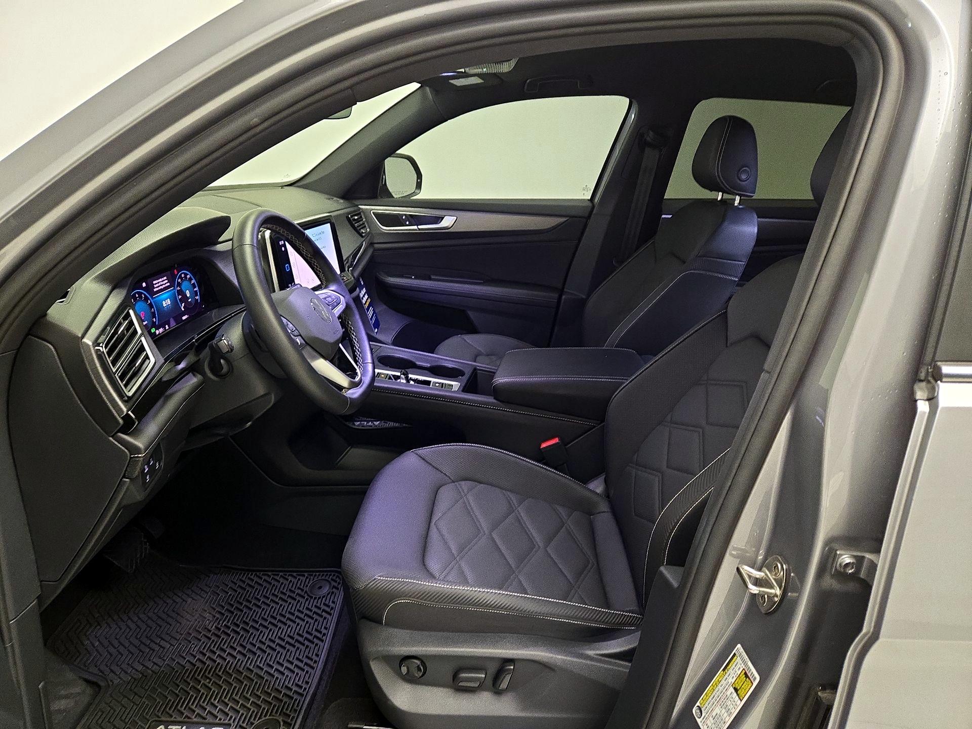 Thumbnail: 2025 Volkswagen Atlas - 11