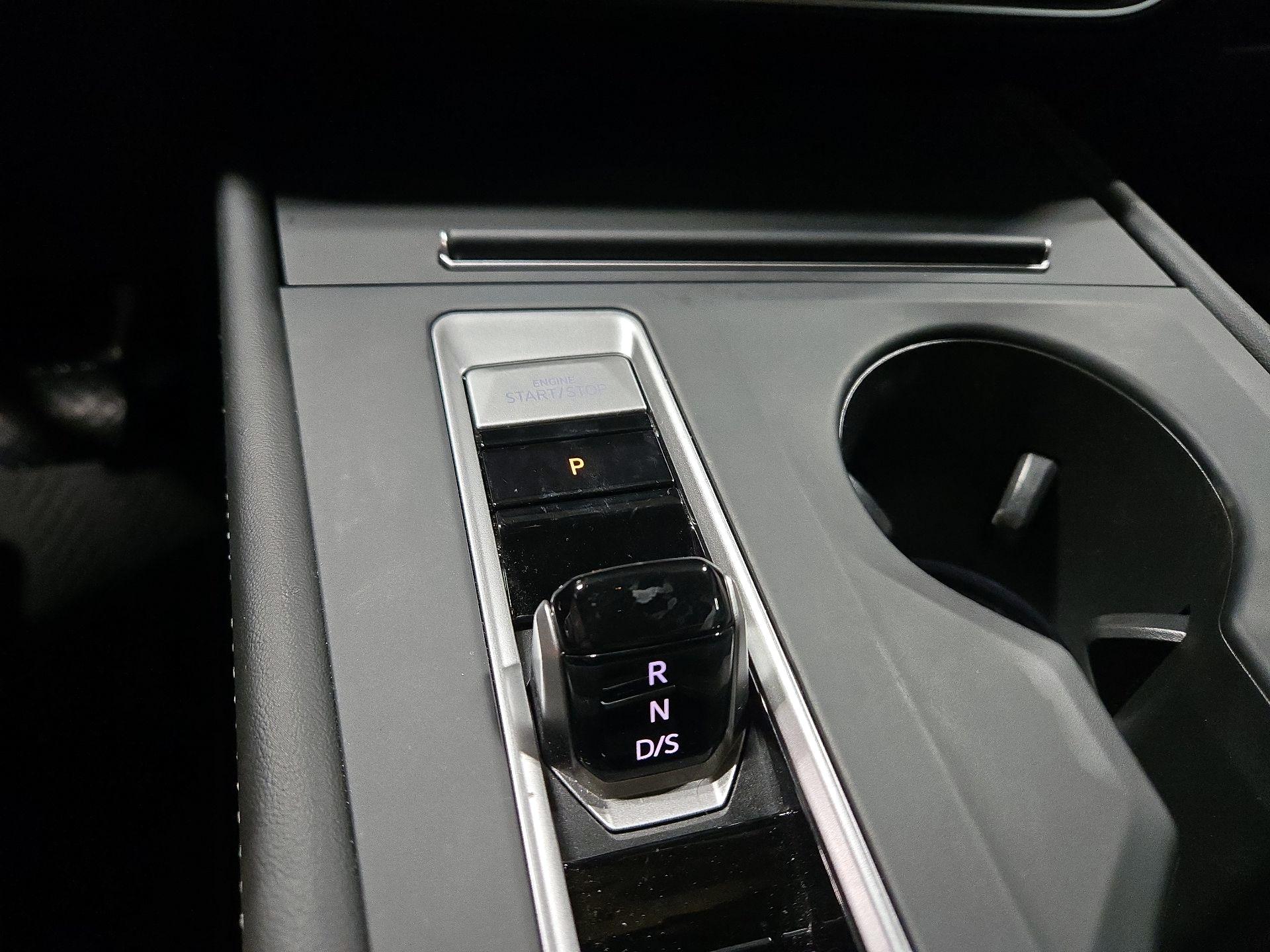 Thumbnail: 2025 Volkswagen Atlas - 17