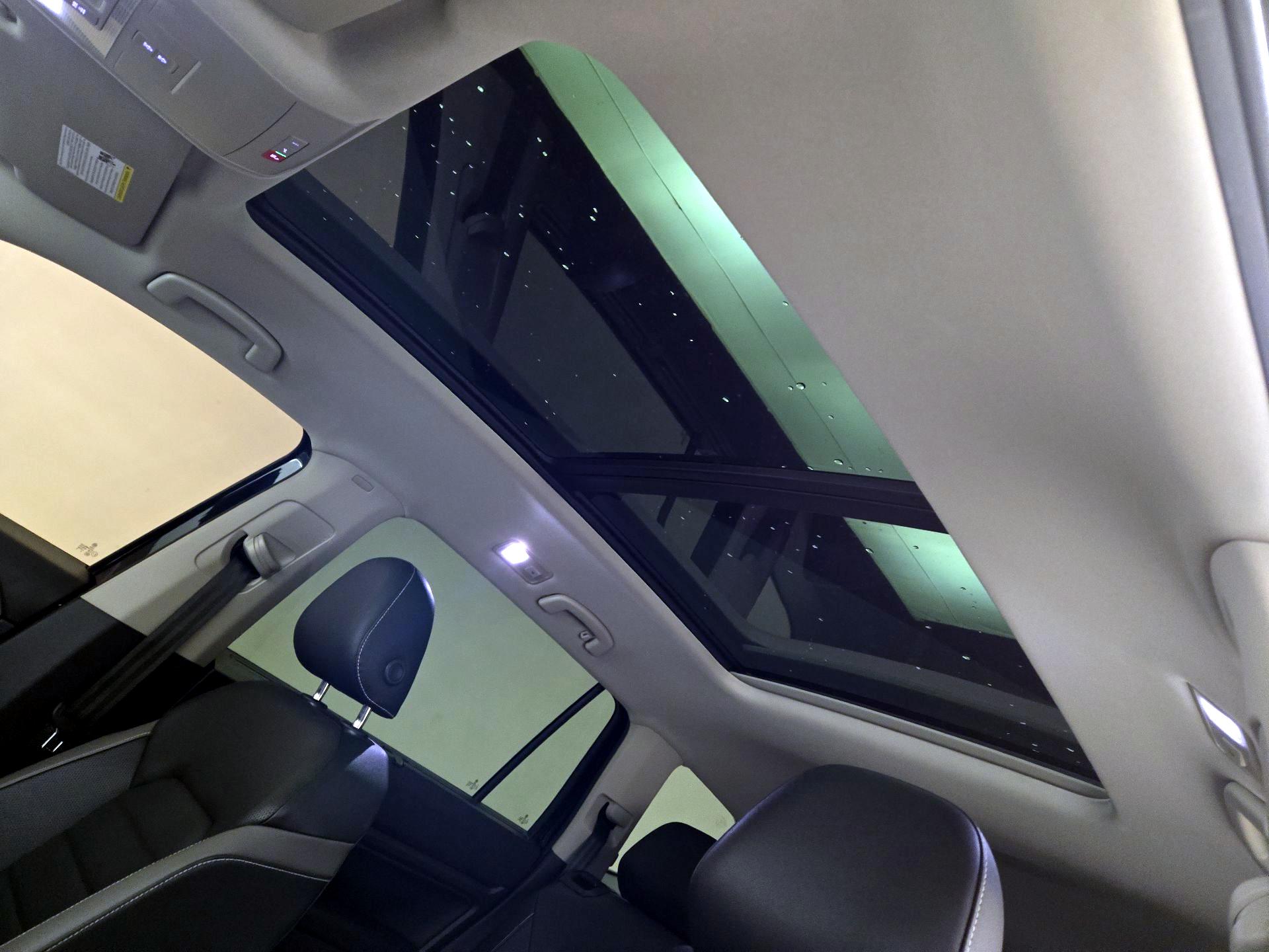 Thumbnail: 2021 Volkswagen Atlas - 19