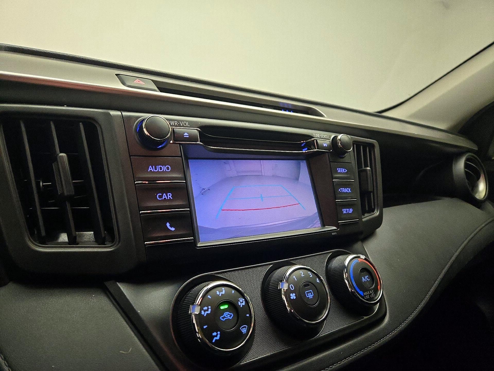 Thumbnail: 2018 Toyota RAV4 - 13