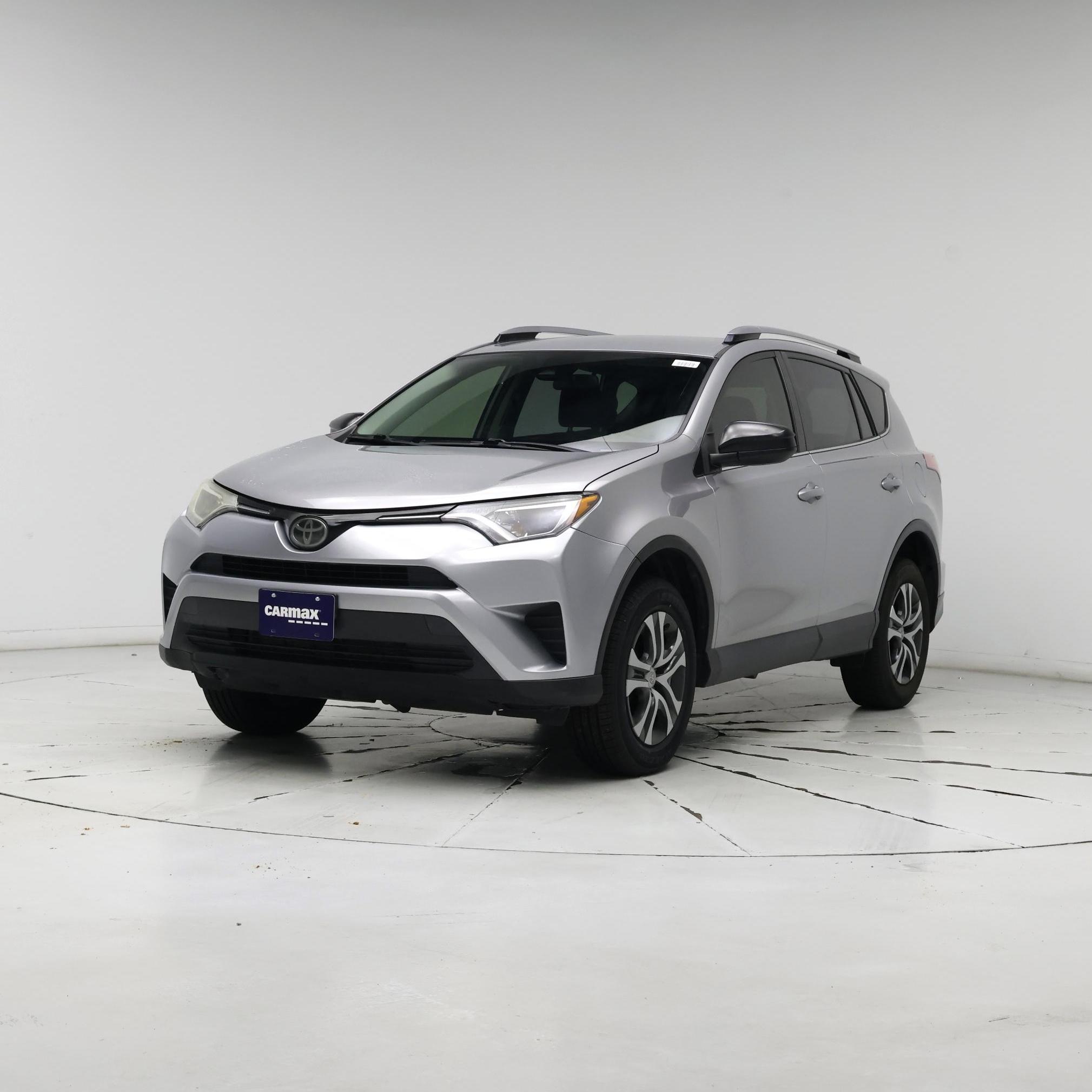 Thumbnail: 2018 Toyota RAV4 - 4