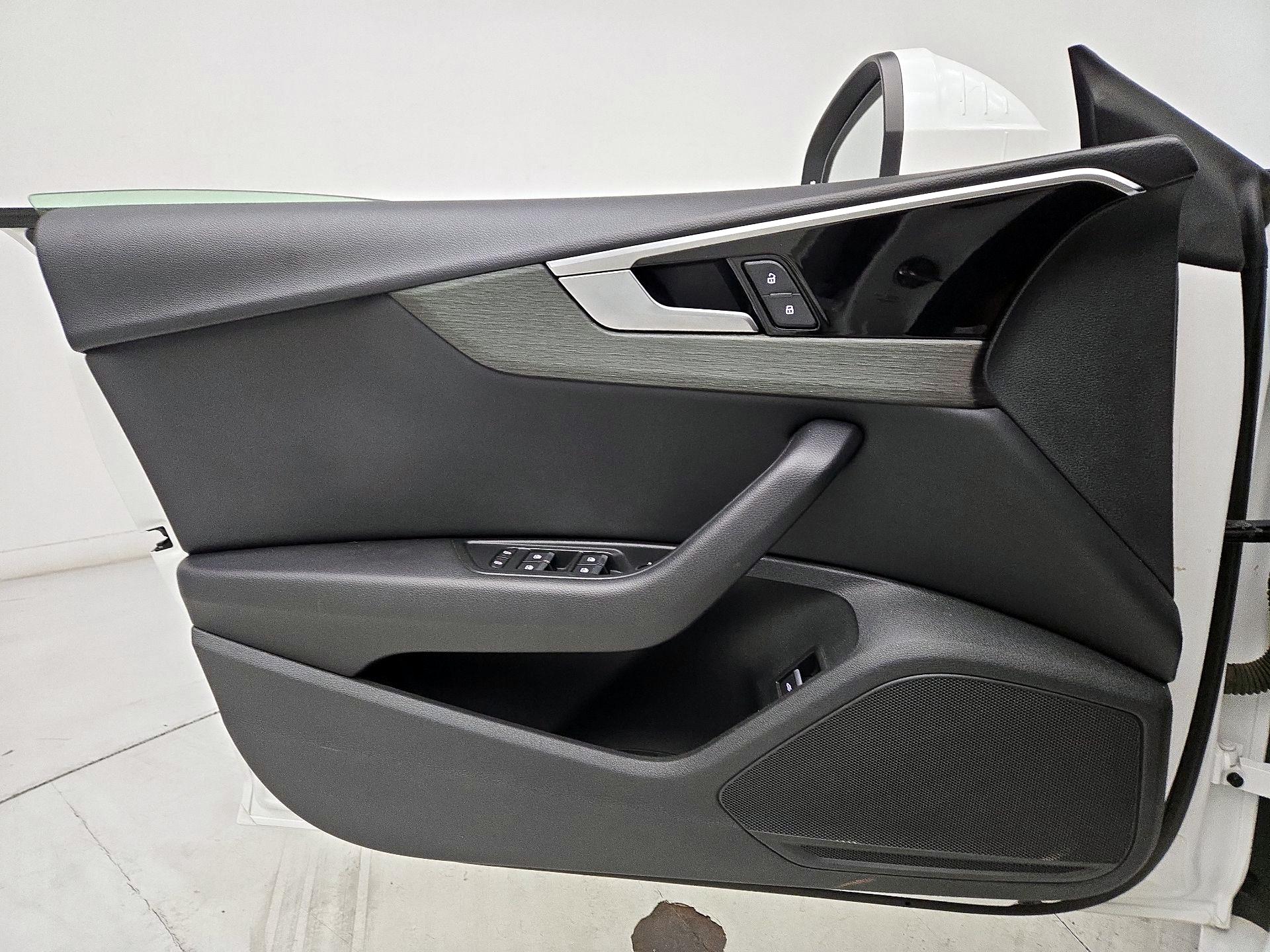 Thumbnail: 2022 Audi A5 - 12