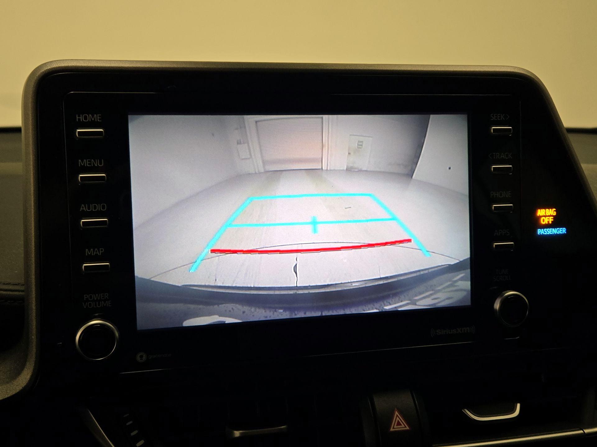 Thumbnail: 2021 Toyota C-HR - 14