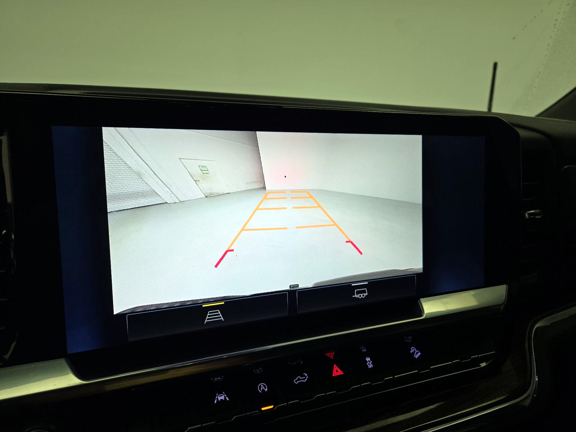 Thumbnail: 2022 Chevrolet Silverado 1500 - 14