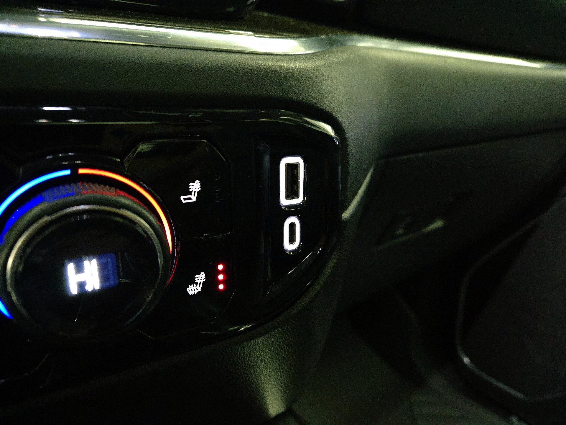 Thumbnail: 2022 Chevrolet Silverado 1500 - 18