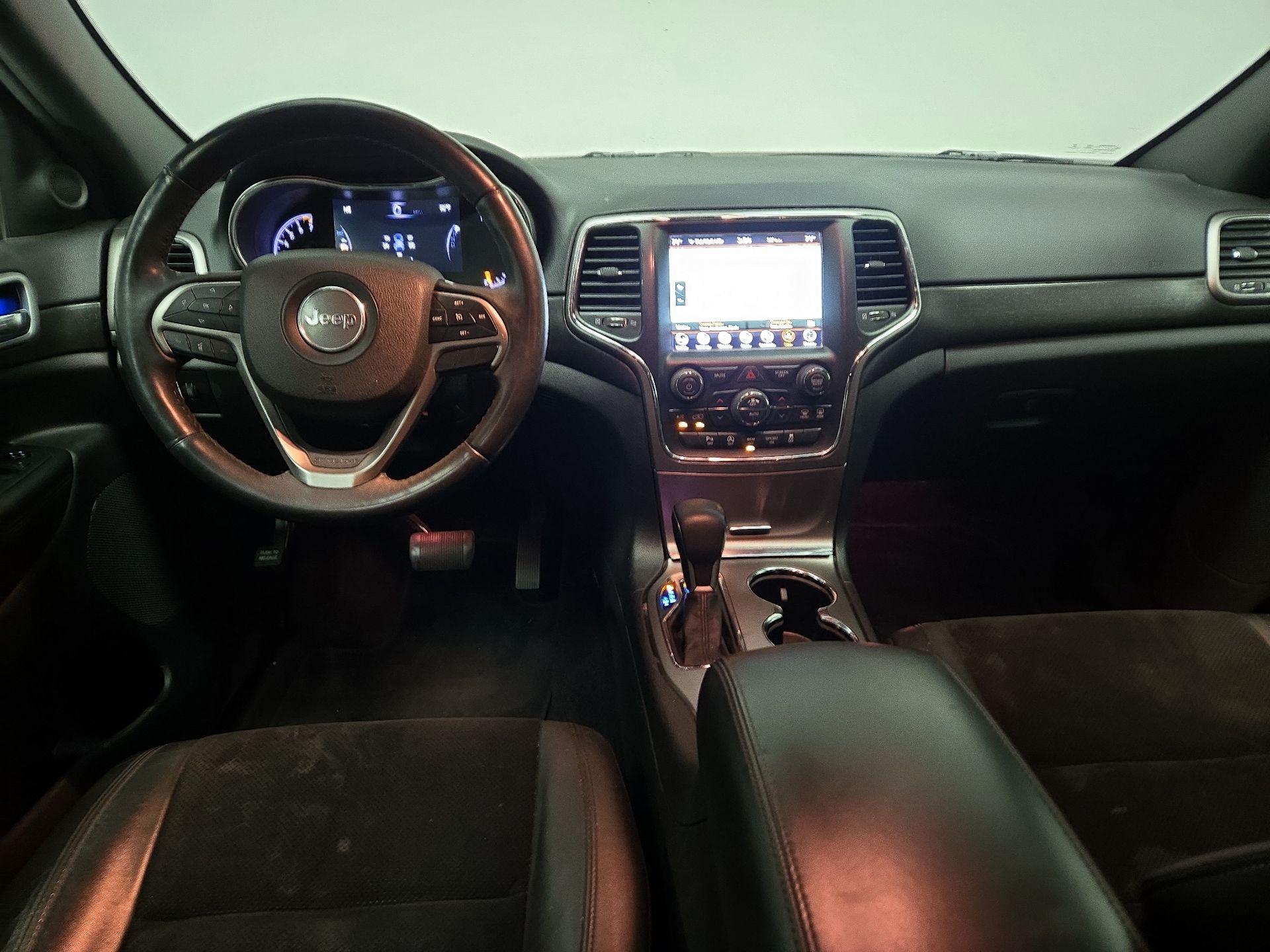 Thumbnail: 2018 Jeep Grand Cherokee - 9