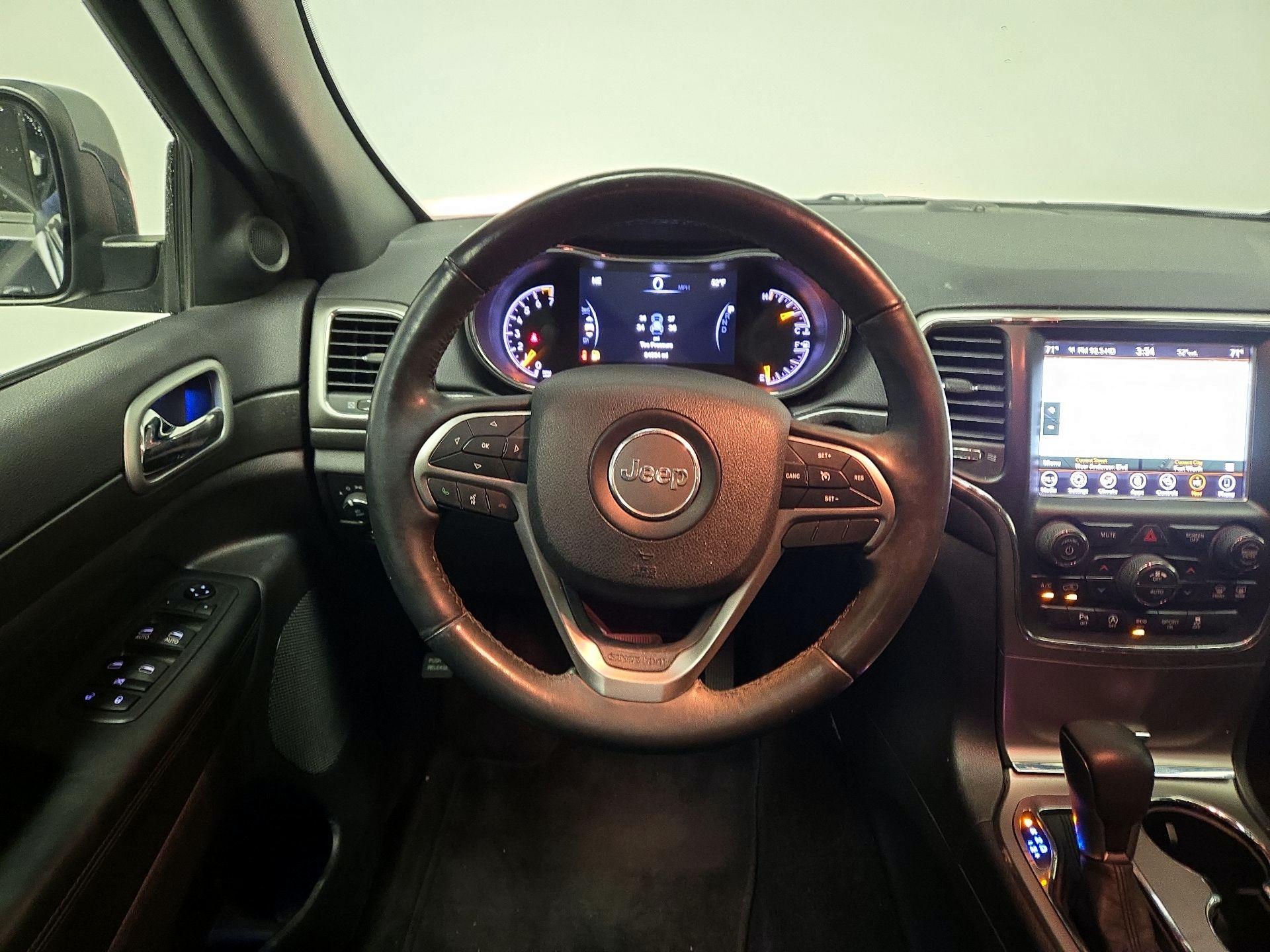 Thumbnail: 2018 Jeep Grand Cherokee - 10