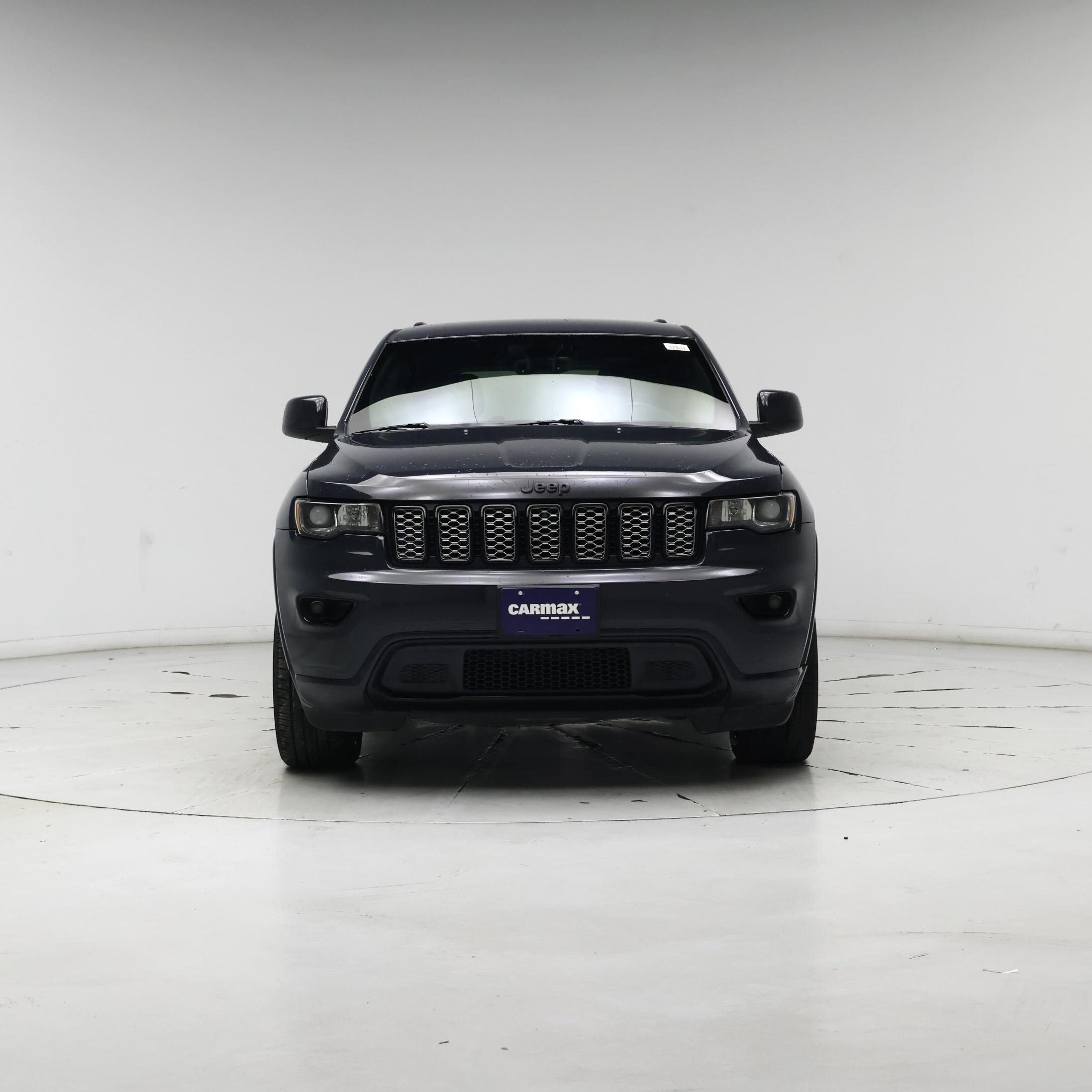 Thumbnail: 2018 Jeep Grand Cherokee - 5