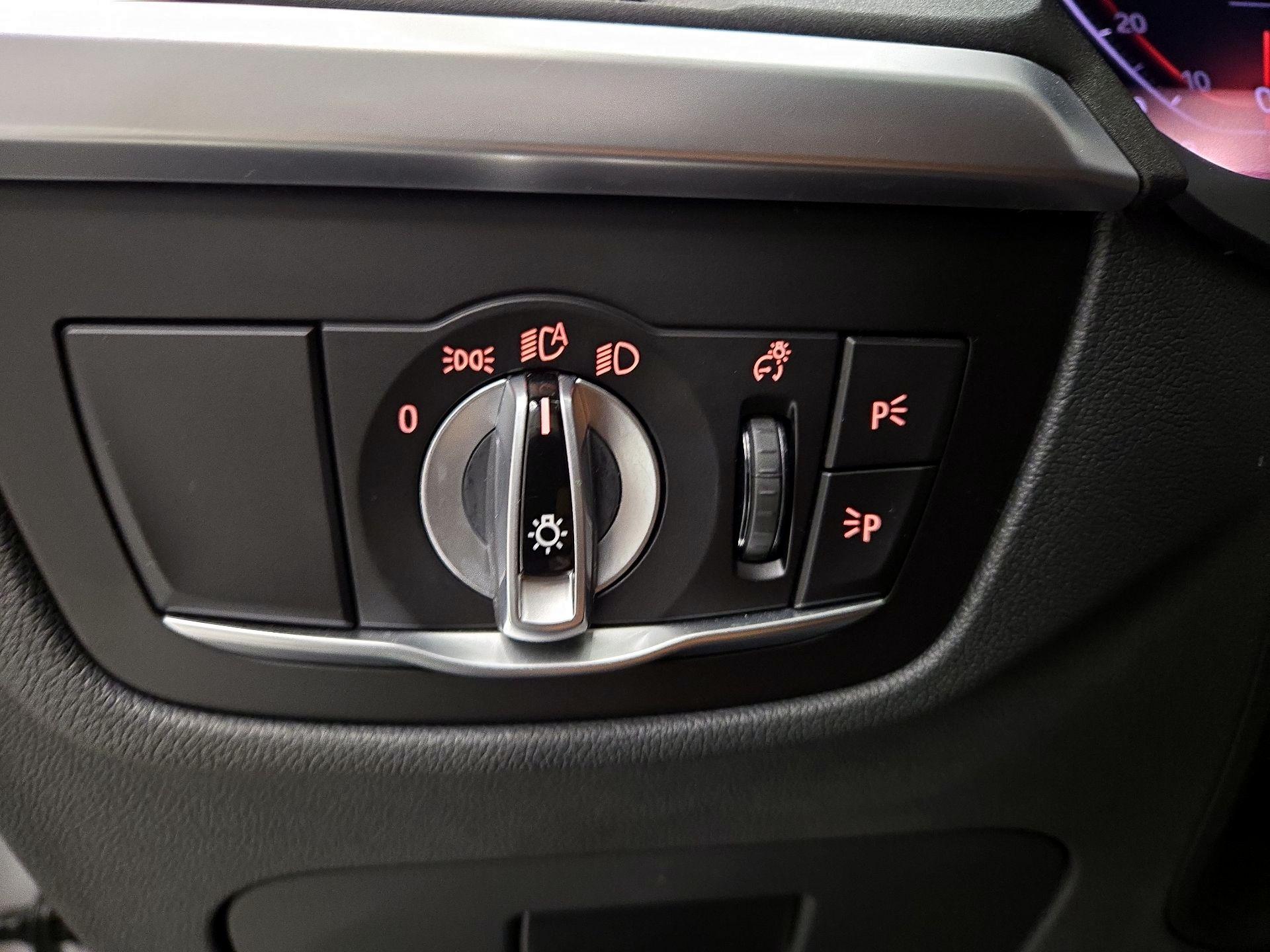 Thumbnail: 2023 BMW X3 - 13