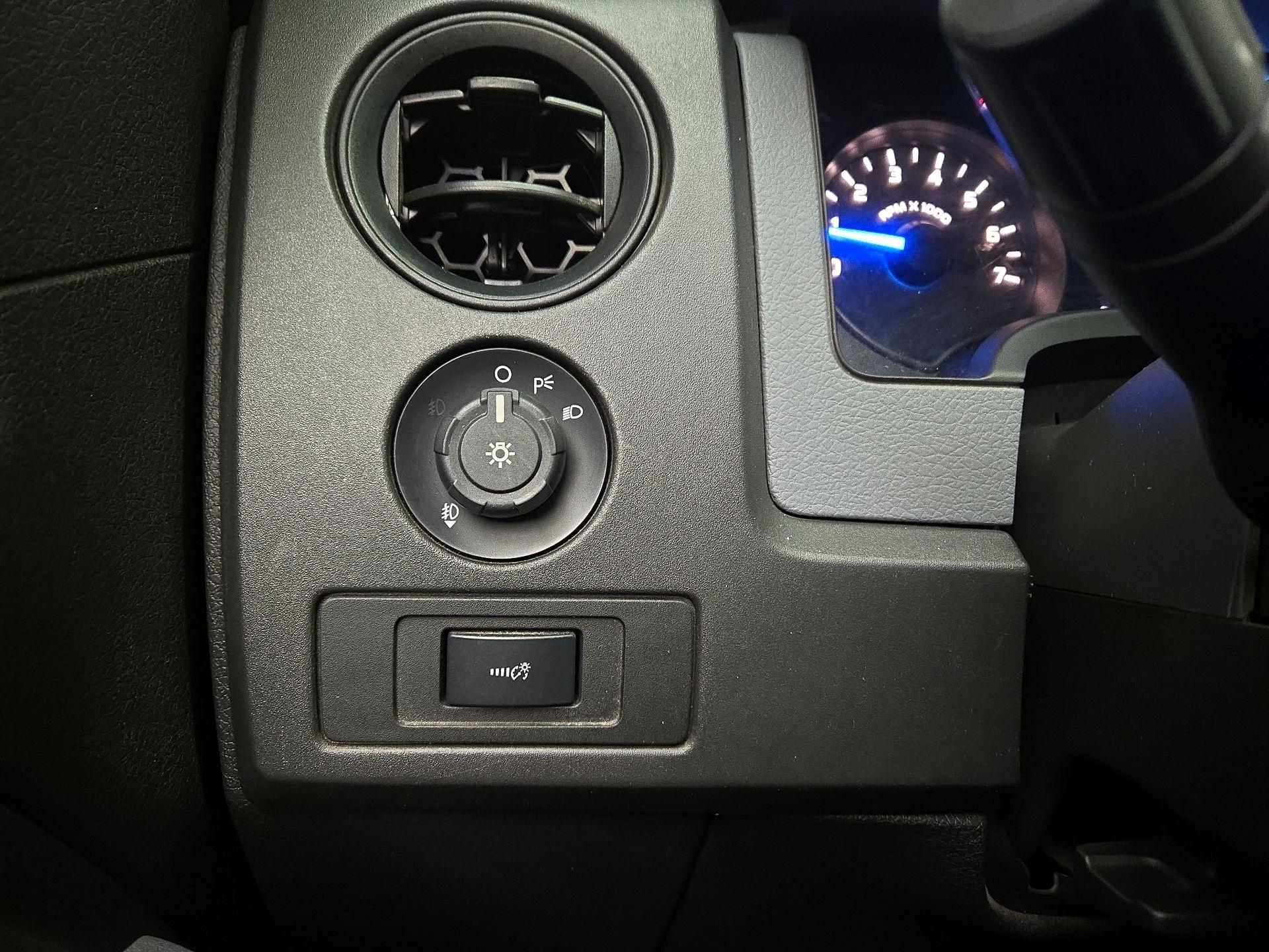 Thumbnail: 2014 Ford F-150 - 13