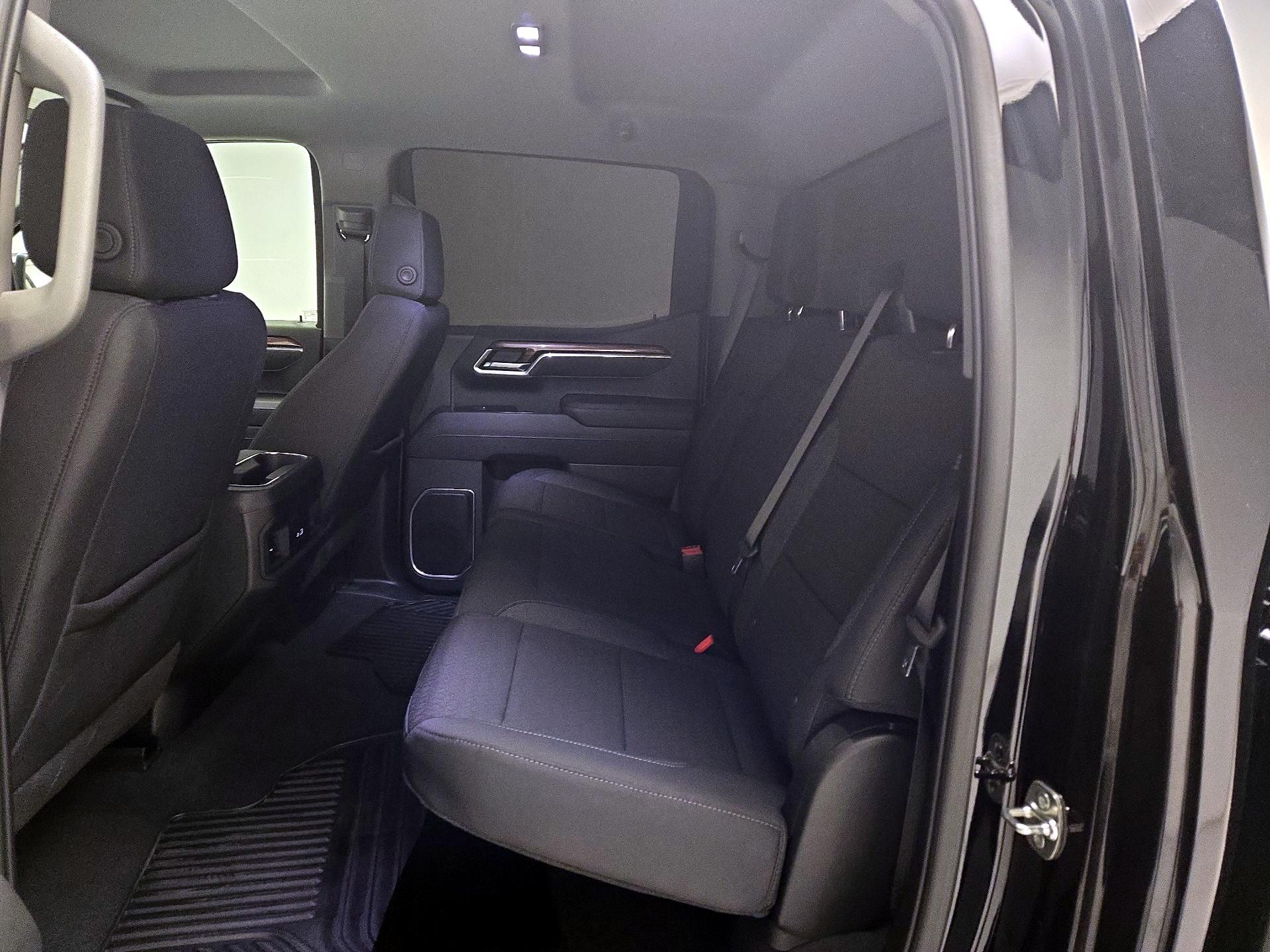 Thumbnail: 2025 Chevrolet Silverado 1500 - 20