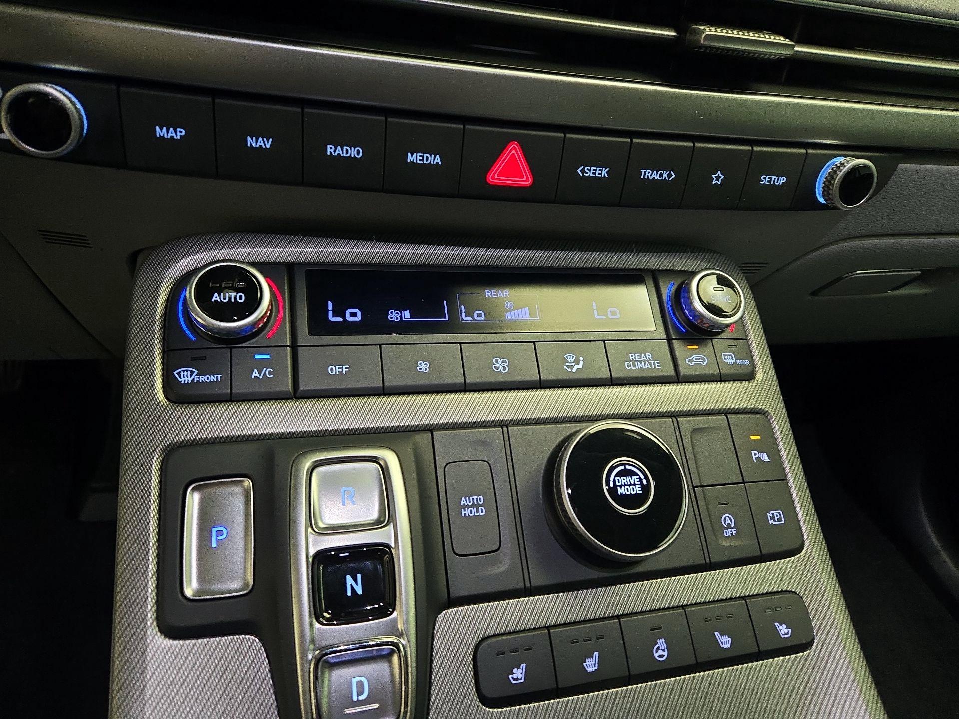 Thumbnail: 2024 Hyundai Palisade - 17