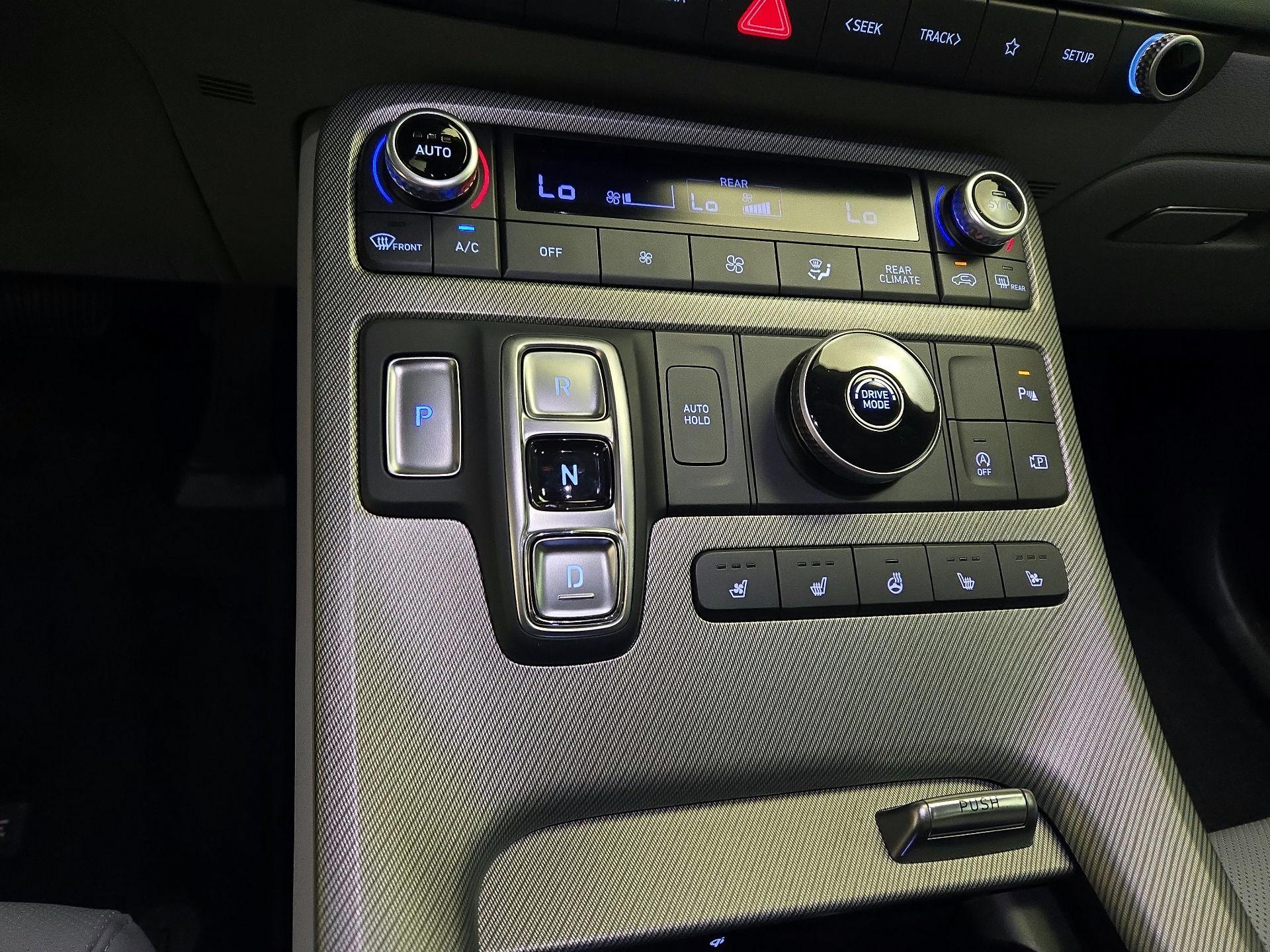 Thumbnail: 2024 Hyundai Palisade - 18