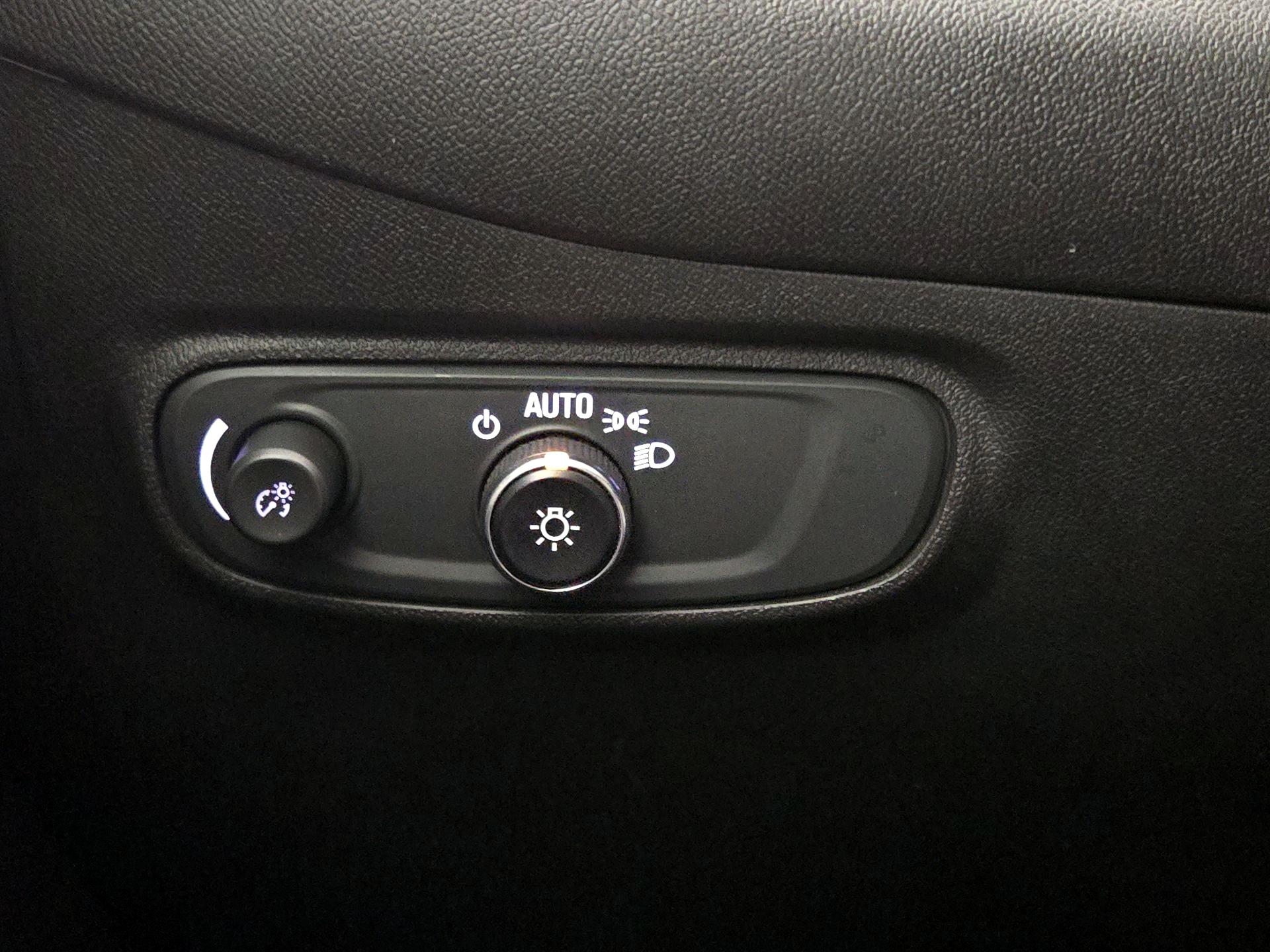 Thumbnail: 2023 Chevrolet Equinox - 13