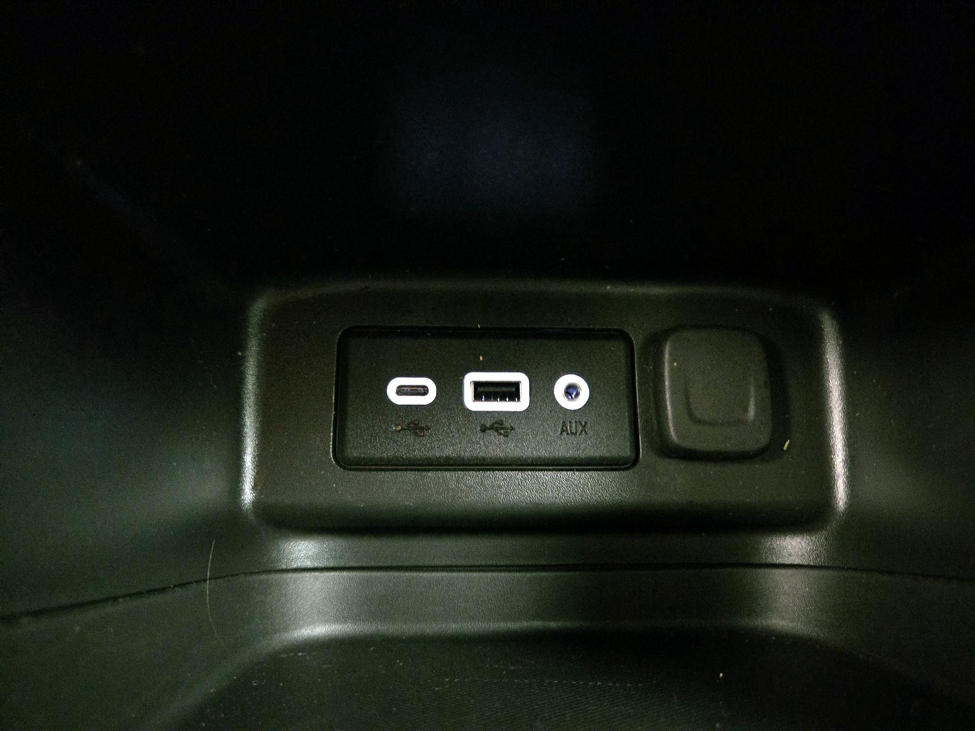 Thumbnail: 2023 Chevrolet Equinox - 18