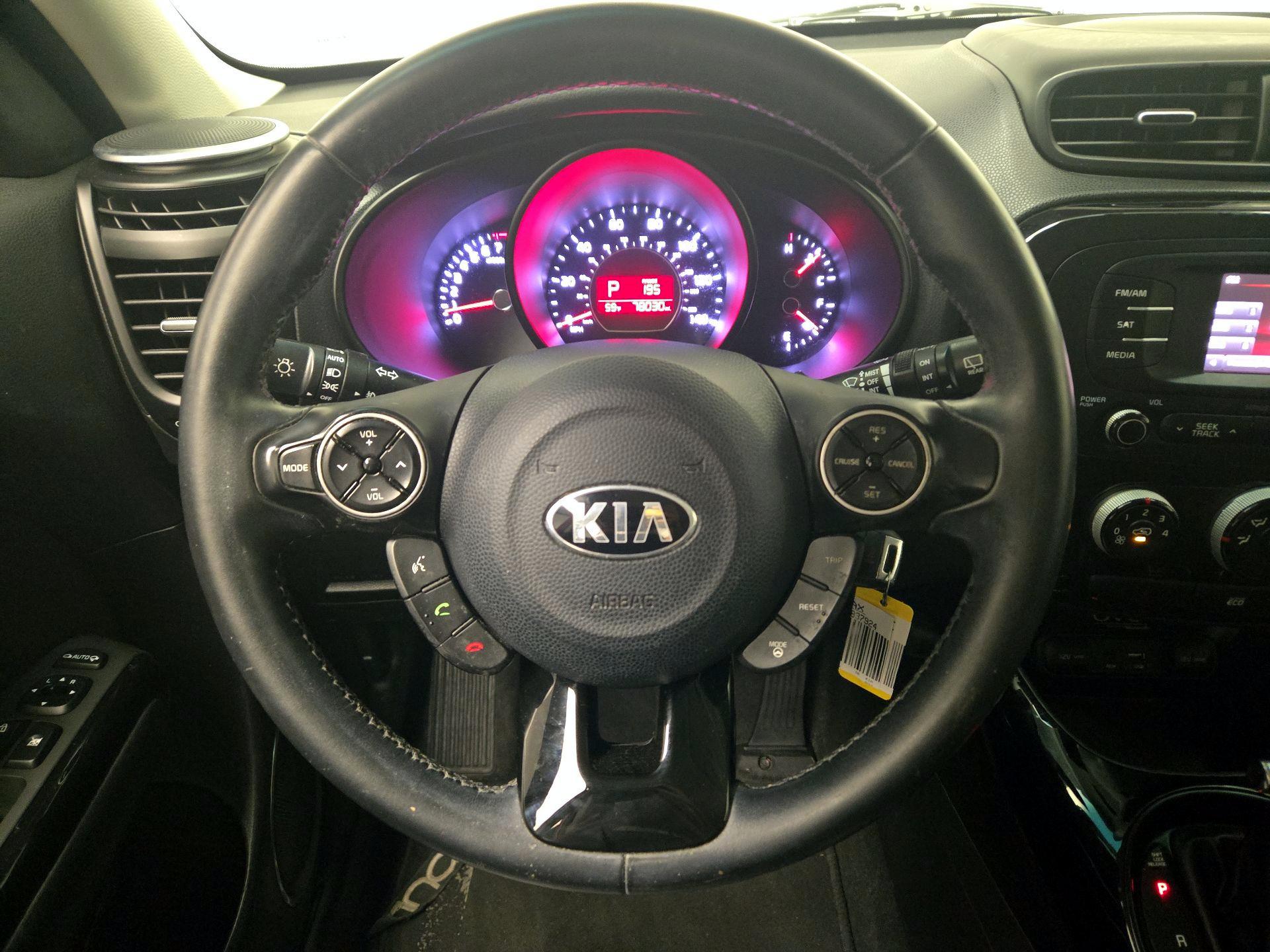 Thumbnail: 2016 Kia Soul - 10